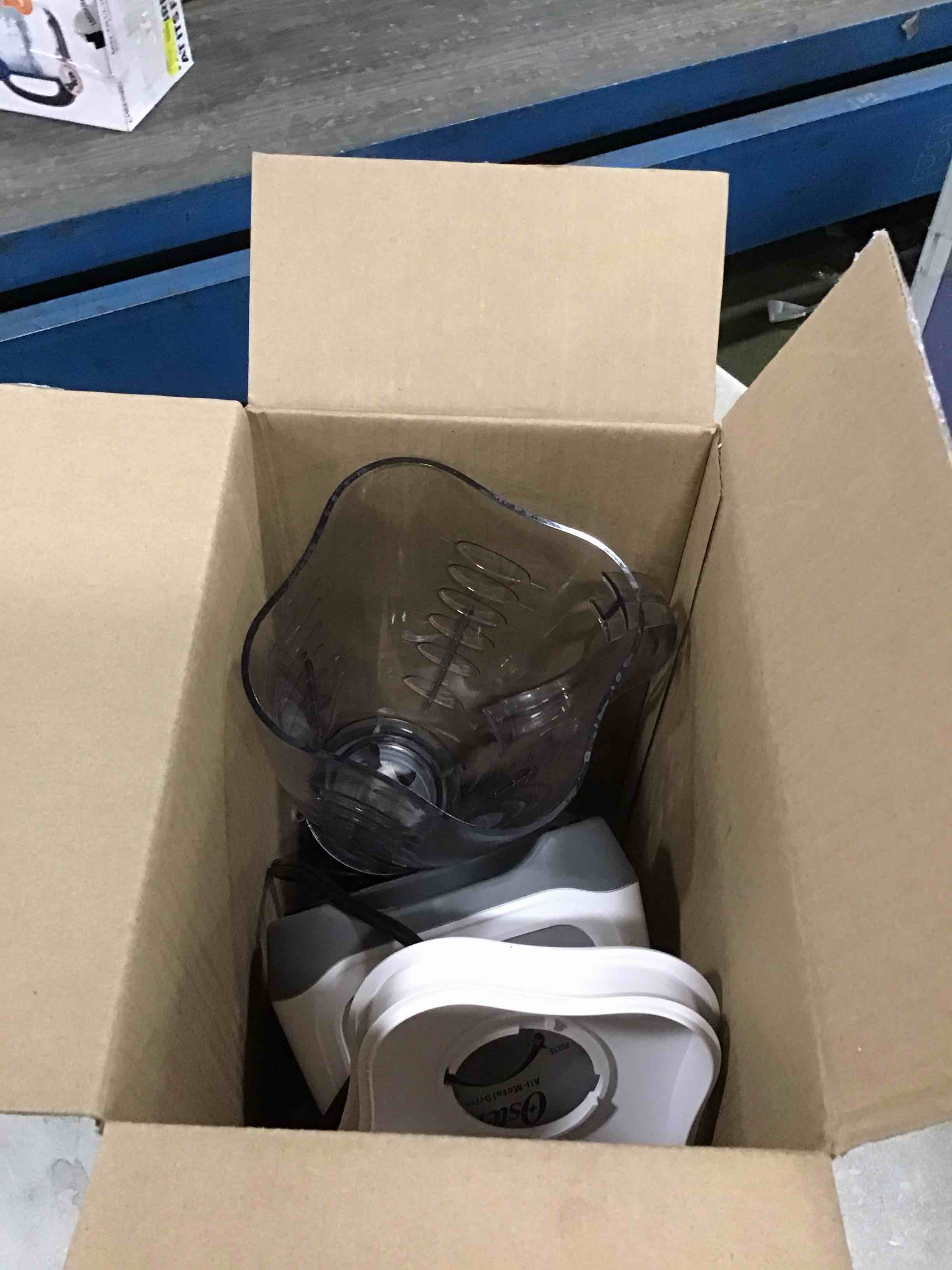 https://s3.amazonaws.com/lotting-images-prod/bidfta/BLU6297675_1712865238539.jpeg