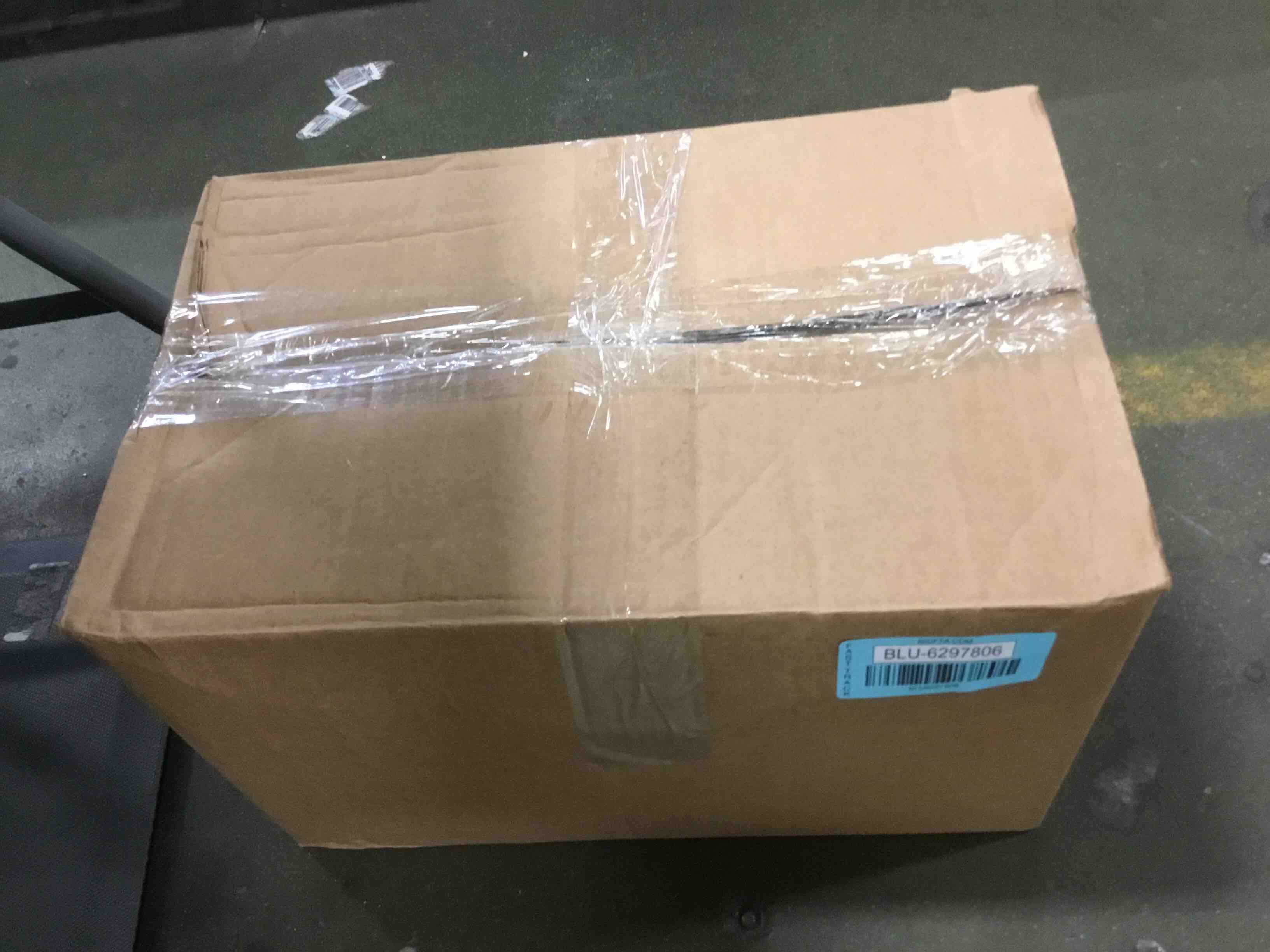 https://s3.amazonaws.com/lotting-images-prod/bidfta/BLU6297806_1712937089738.jpeg