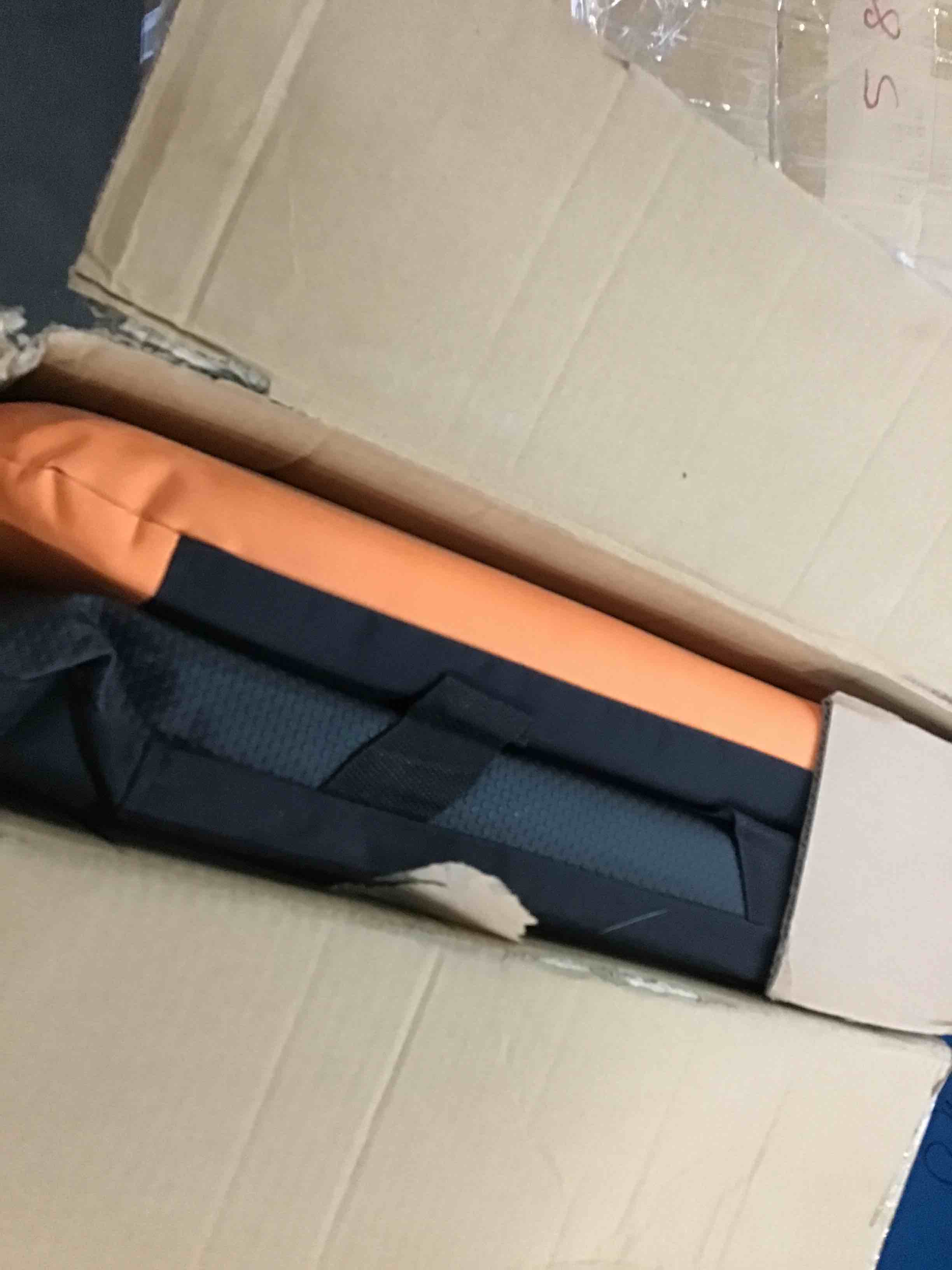https://s3.amazonaws.com/lotting-images-prod/bidfta/BLU6299133_1712761912389.jpeg