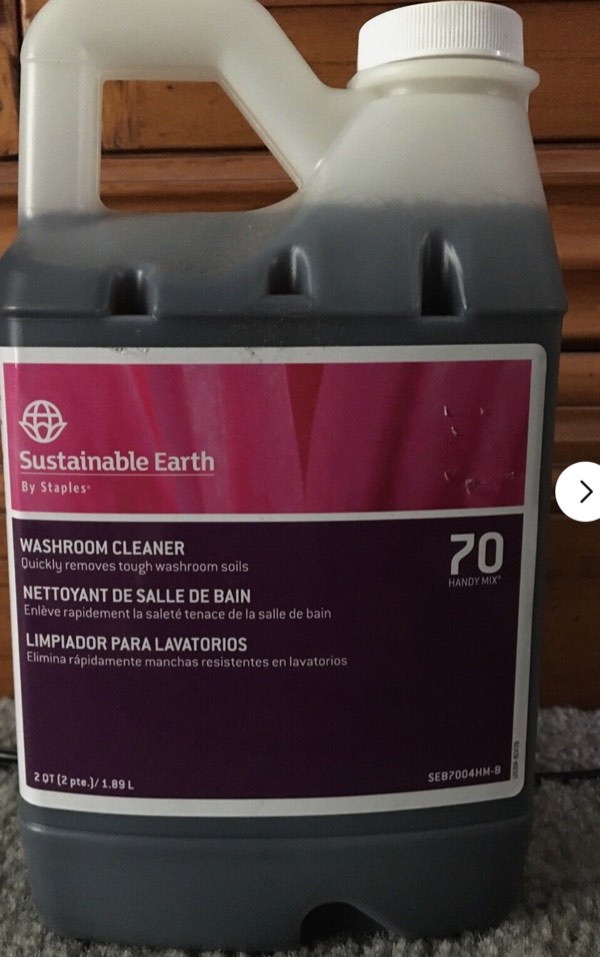 Sustainable Earth #70 Washroom Restroom Bathroom Cleaner 2qt Bottle (1.89L) 