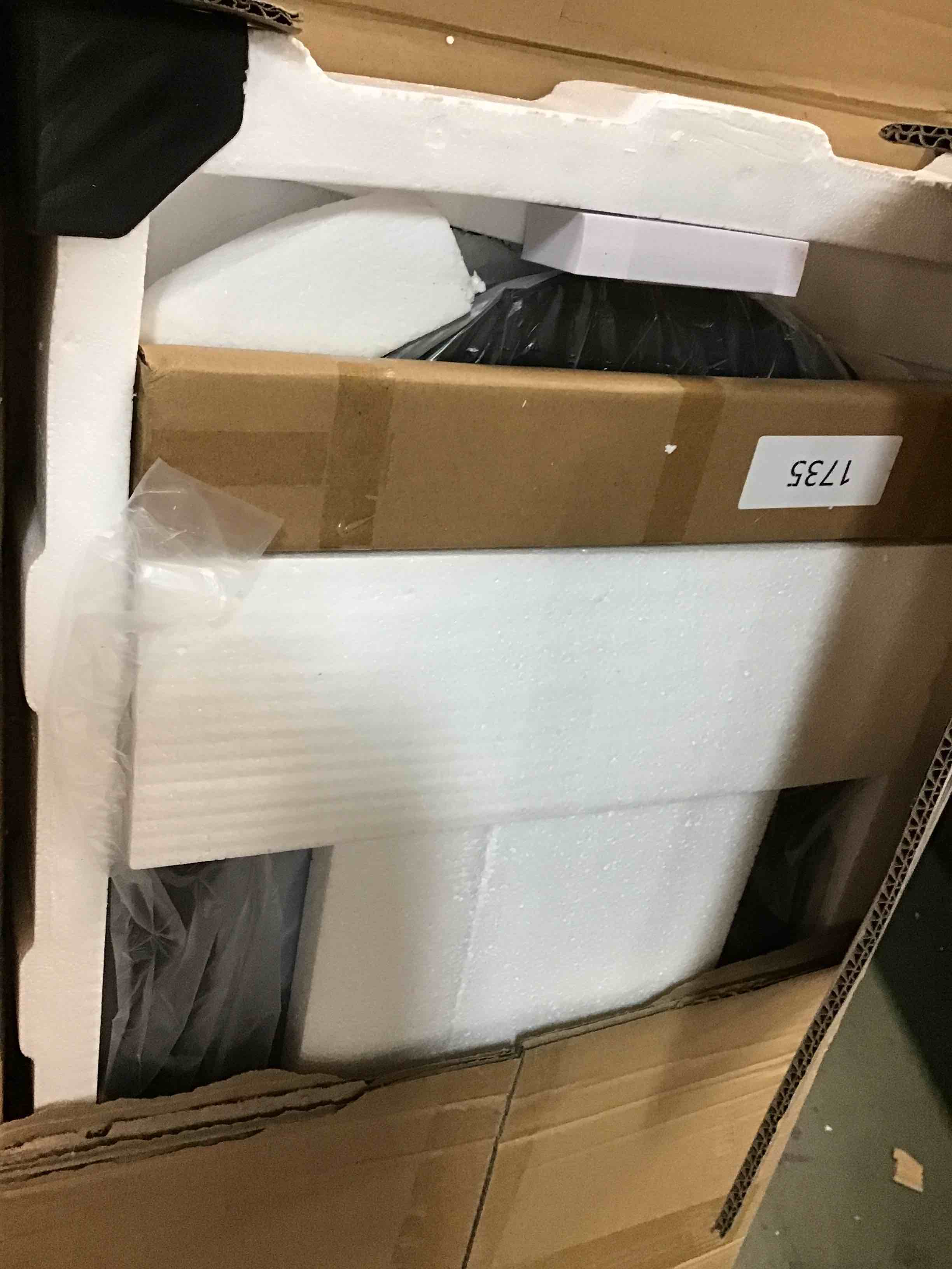 https://s3.amazonaws.com/lotting-images-prod/bidfta/BLU6299957_1713207010535.jpeg