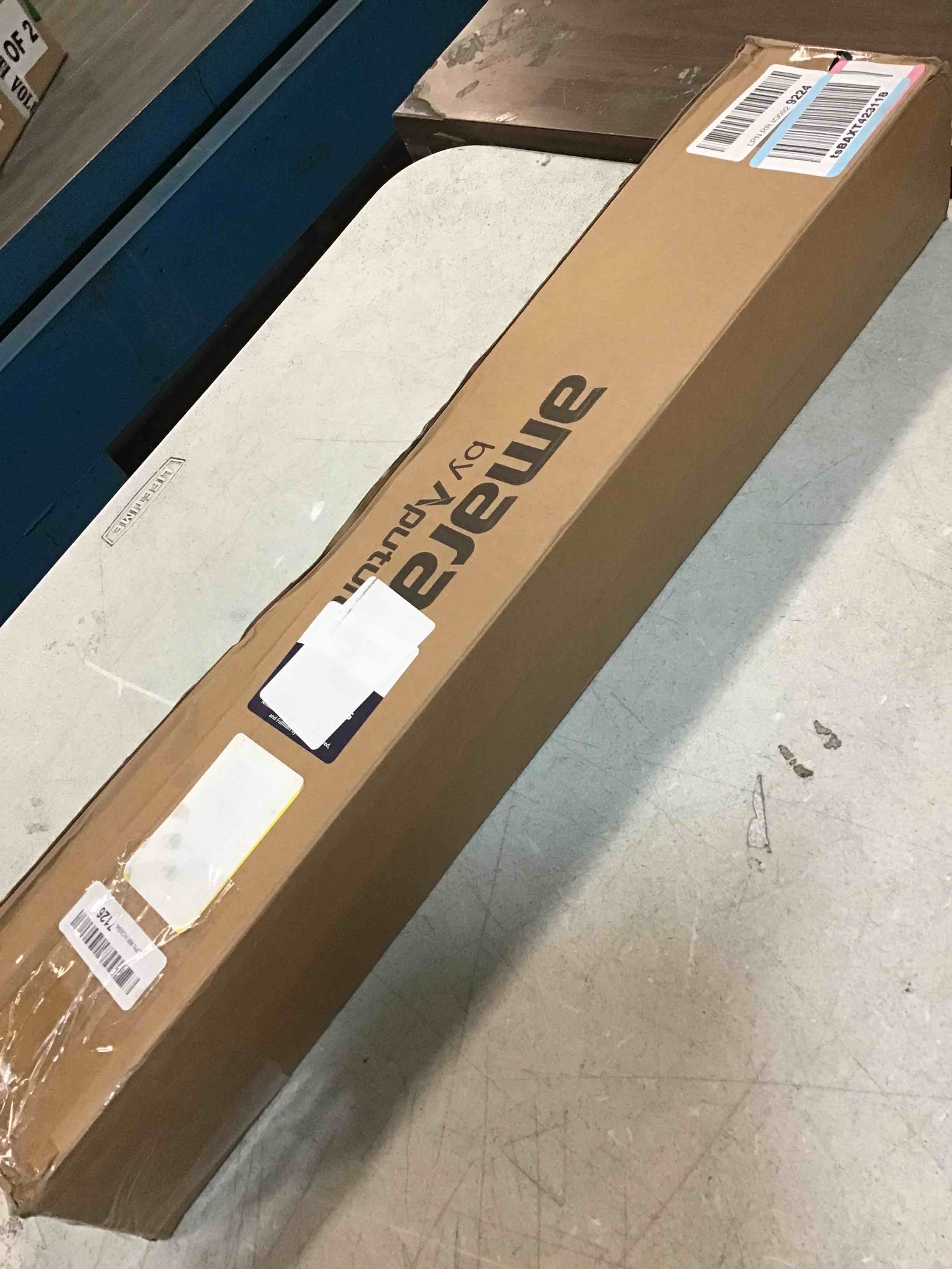 https://s3.amazonaws.com/lotting-images-prod/bidfta/BLU6300130_1713269882293.jpeg