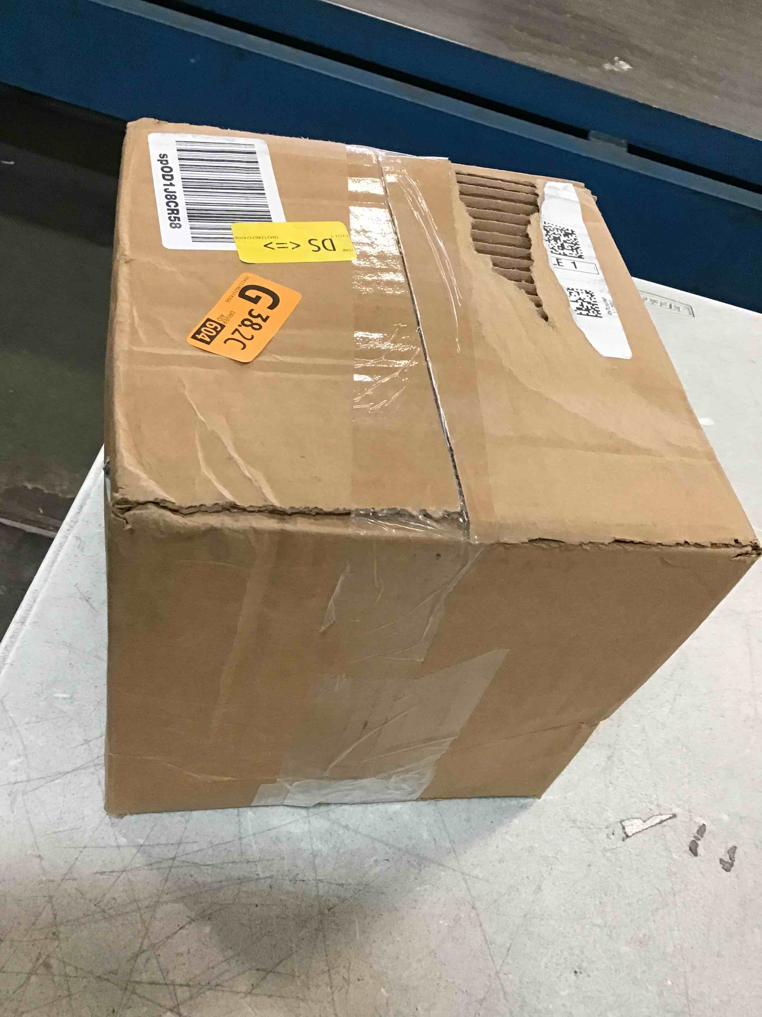 https://s3.amazonaws.com/lotting-images-prod/bidfta/BLU6300229_1713280808161.jpeg