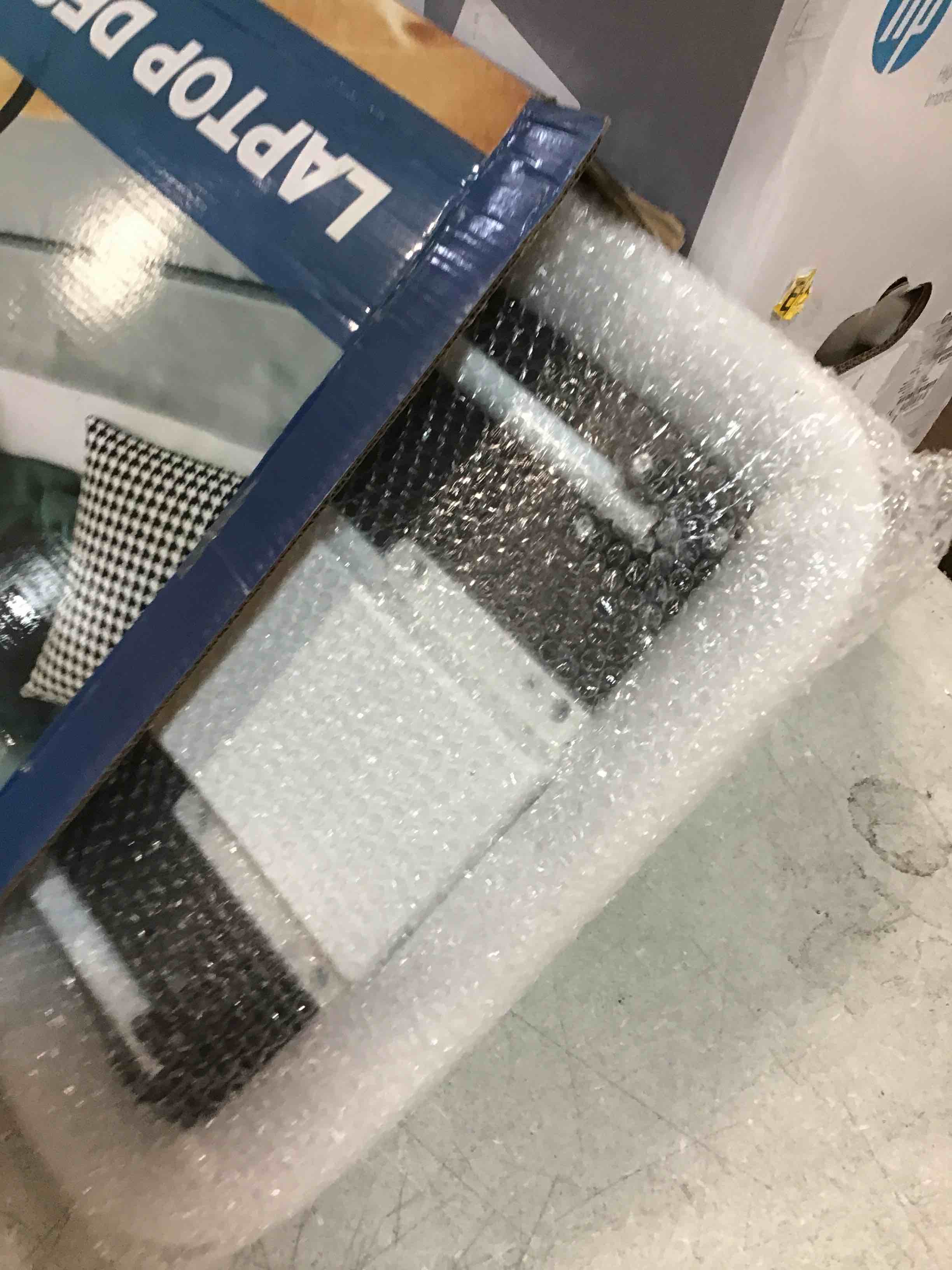 https://s3.amazonaws.com/lotting-images-prod/bidfta/BLU6300254_1713284214341.jpeg