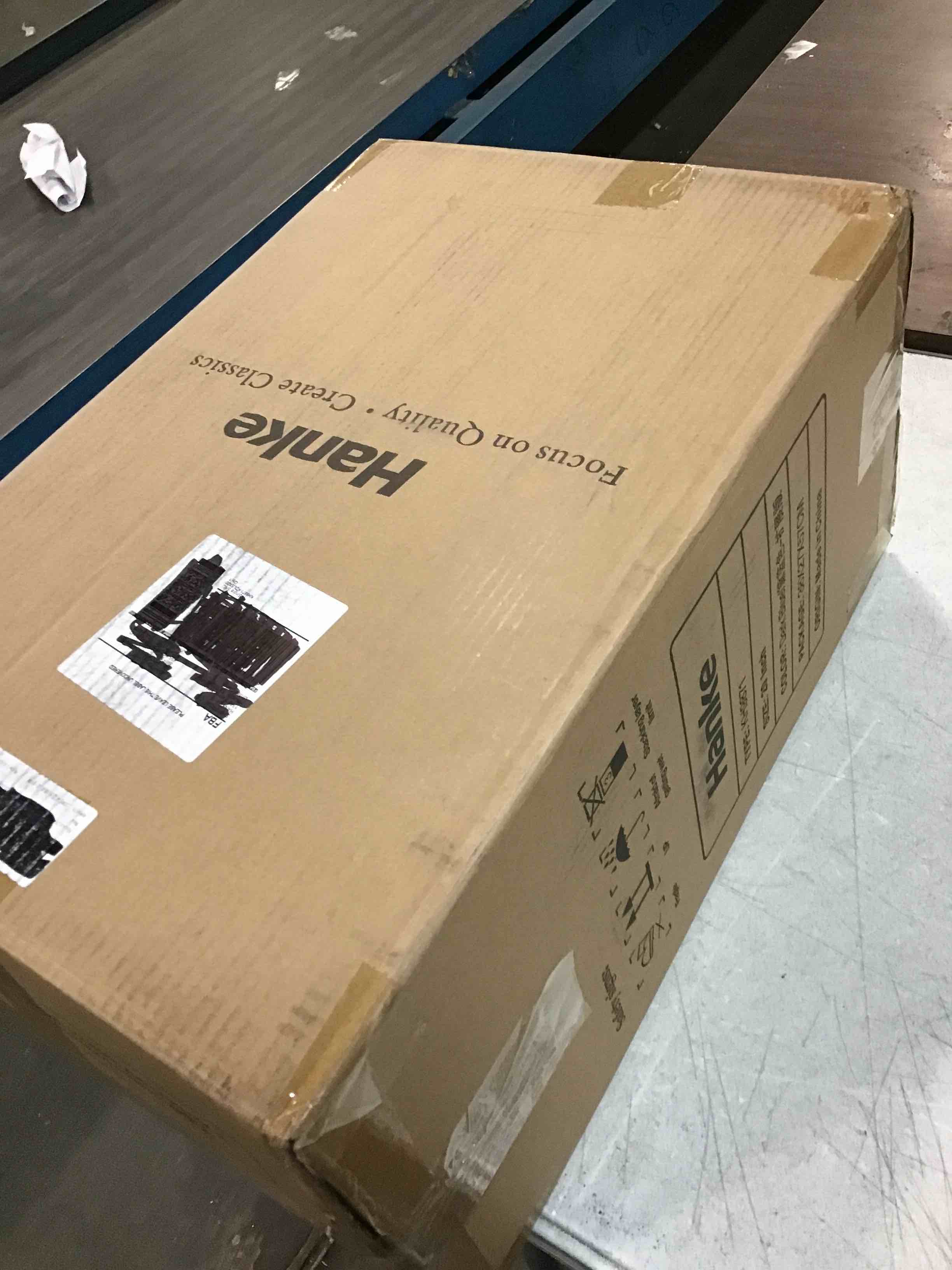 https://s3.amazonaws.com/lotting-images-prod/bidfta/BLU6300363_1713298281887.jpeg