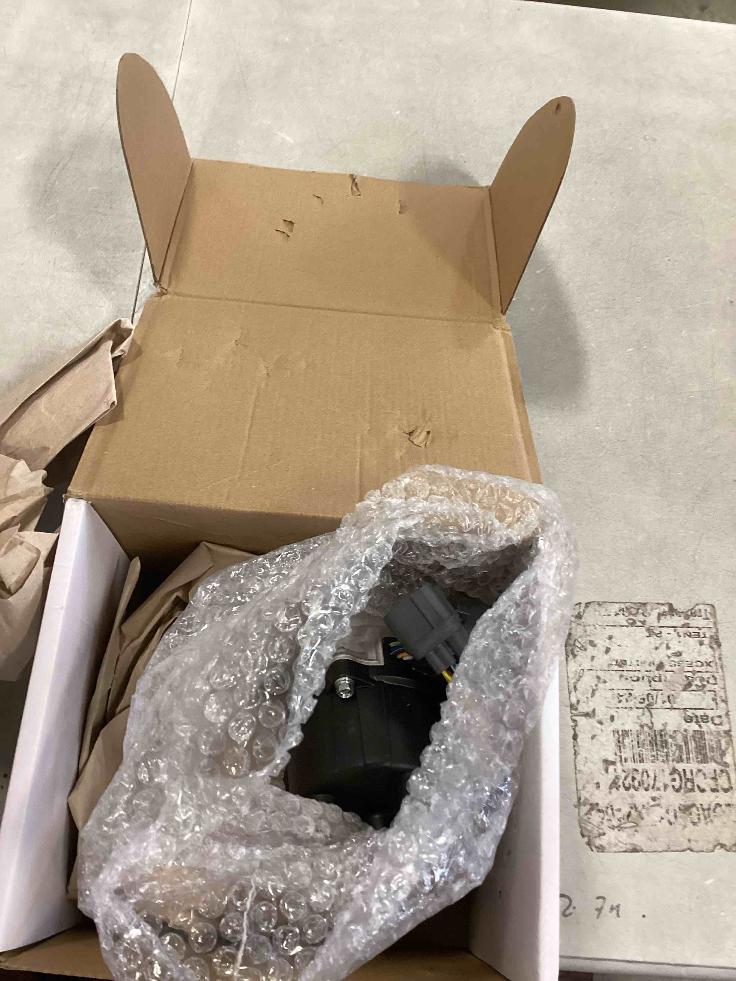 JDMON Compatible with Ignition Distributor Honda Civic 1.6L SOHC Civic del Sol 1996-1998 Replace TD80 TD80U D16Y7 D16Y8