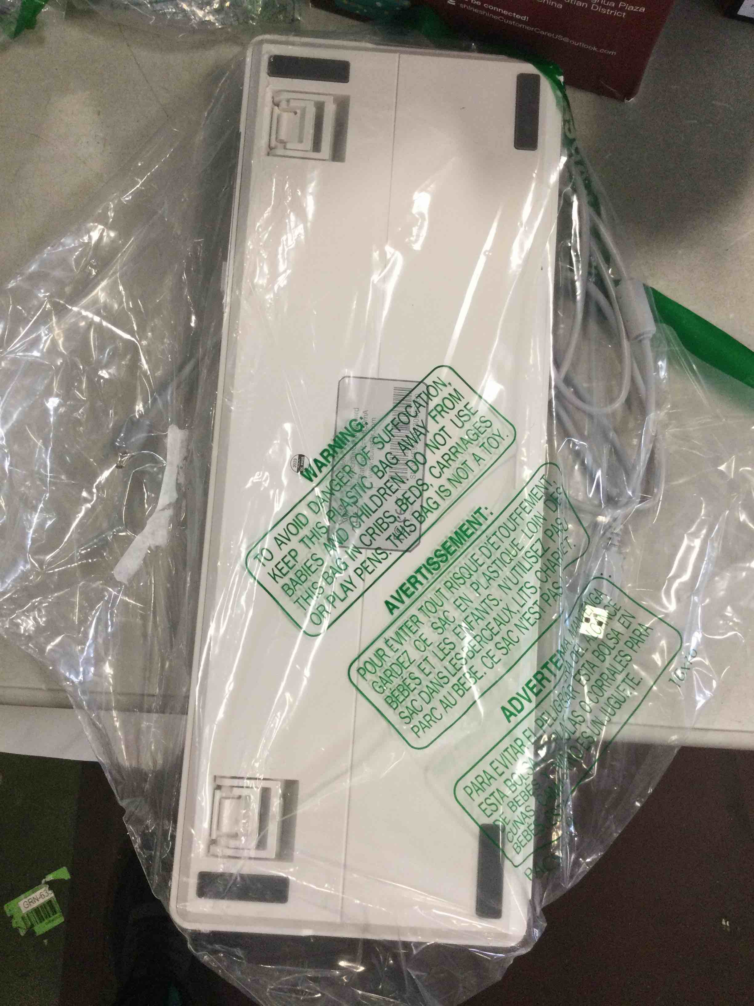 https://s3.amazonaws.com/lotting-images-prod/bidfta/BLU6301117_1712850679212.jpeg