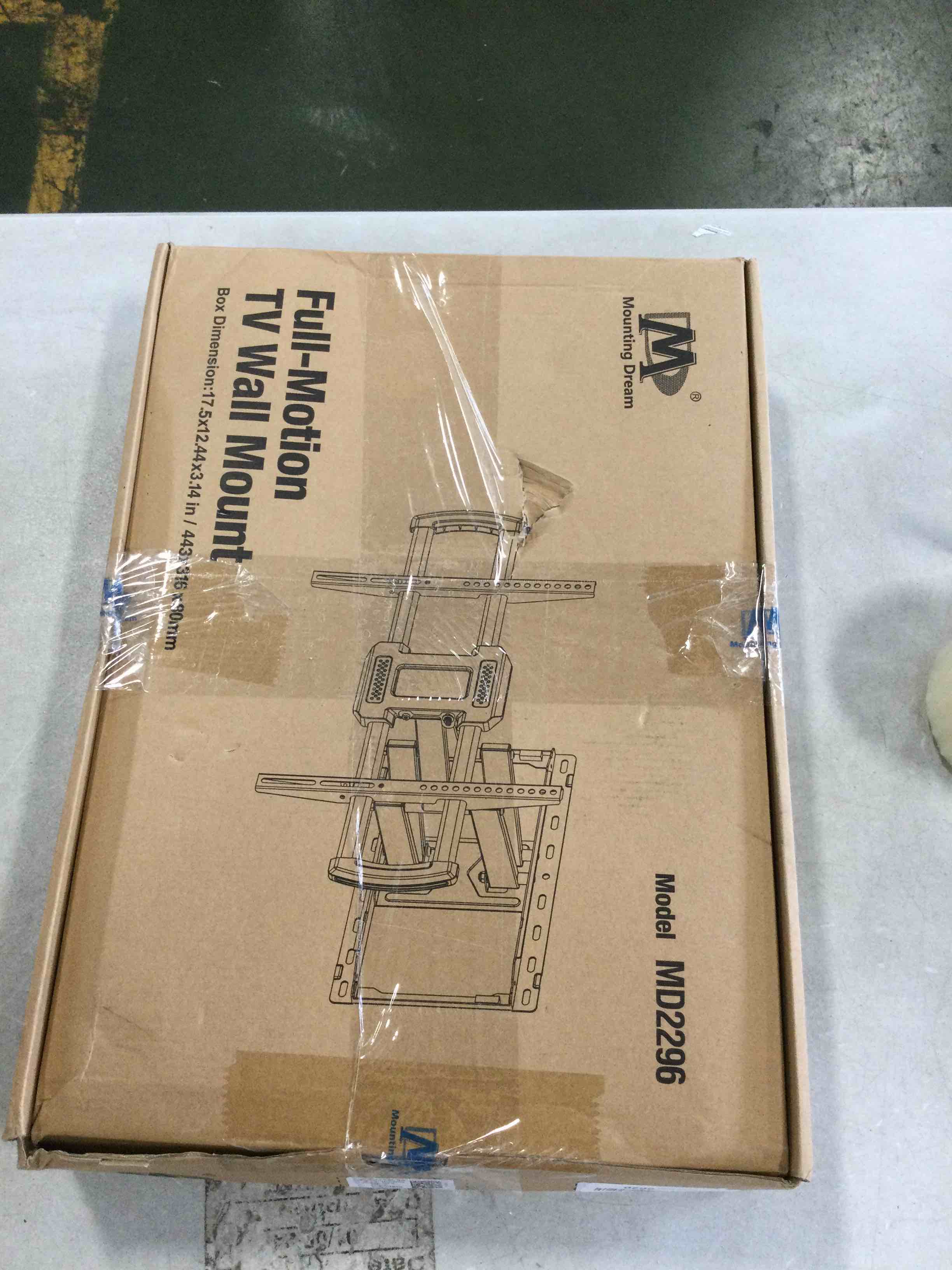 https://s3.amazonaws.com/lotting-images-prod/bidfta/BLU6301136_1712854029304.jpeg