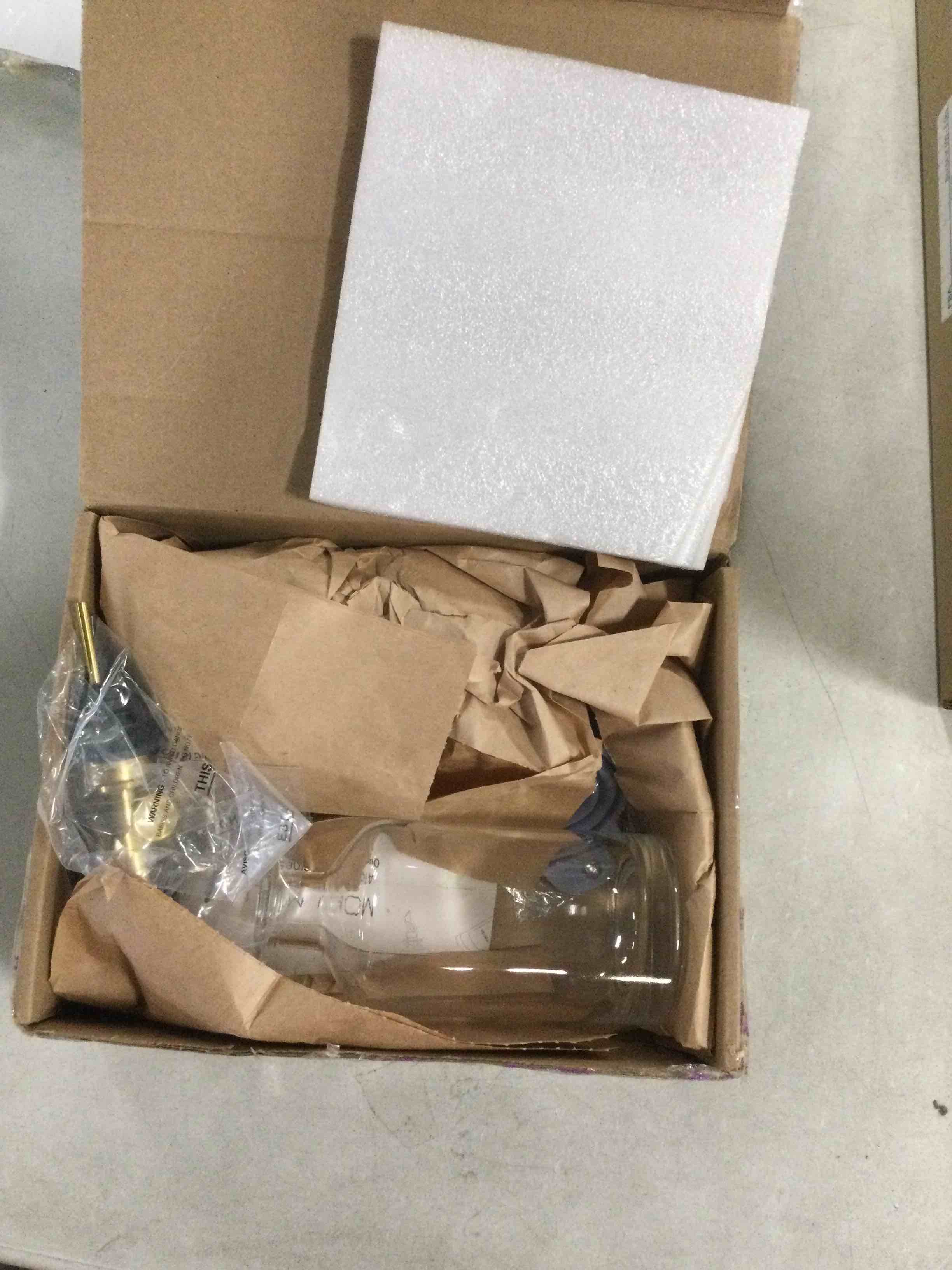 https://s3.amazonaws.com/lotting-images-prod/bidfta/BLU6301186_1712926487087.jpeg