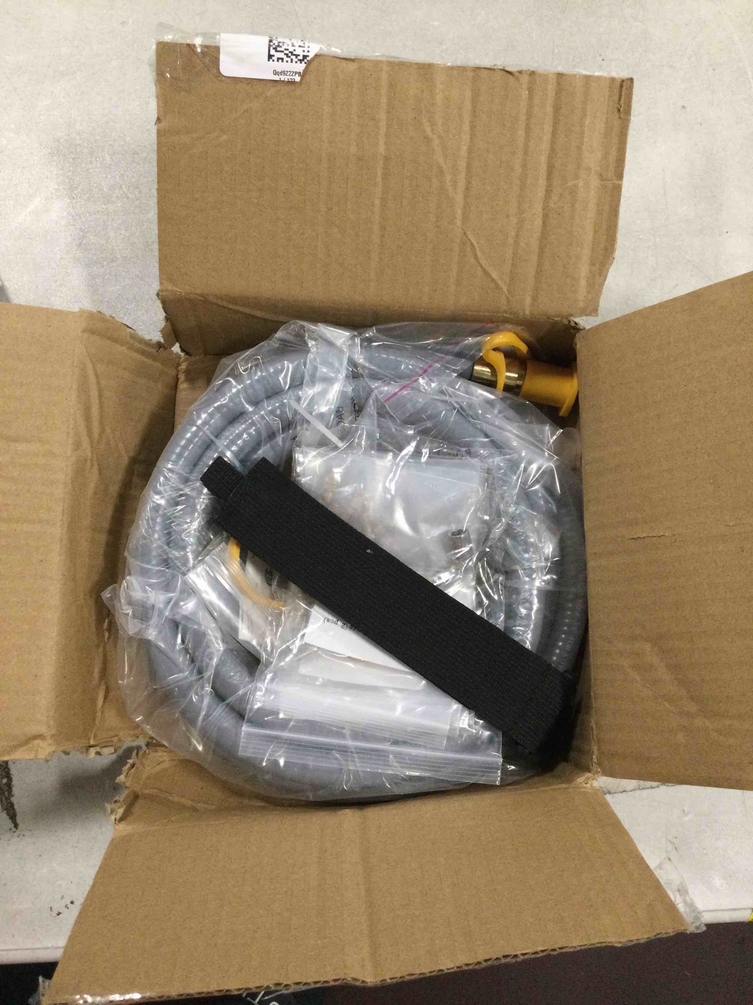 https://s3.amazonaws.com/lotting-images-prod/bidfta/BLU6301254_1712932434954.jpeg