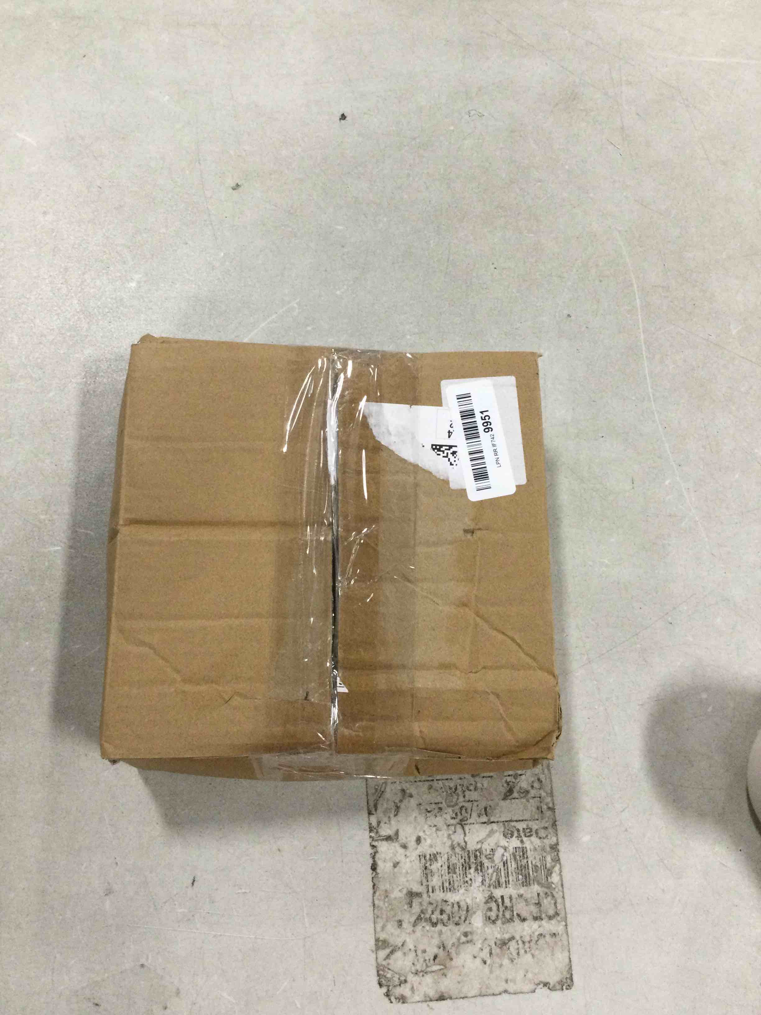 https://s3.amazonaws.com/lotting-images-prod/bidfta/BLU6301254_1712932456073.jpeg