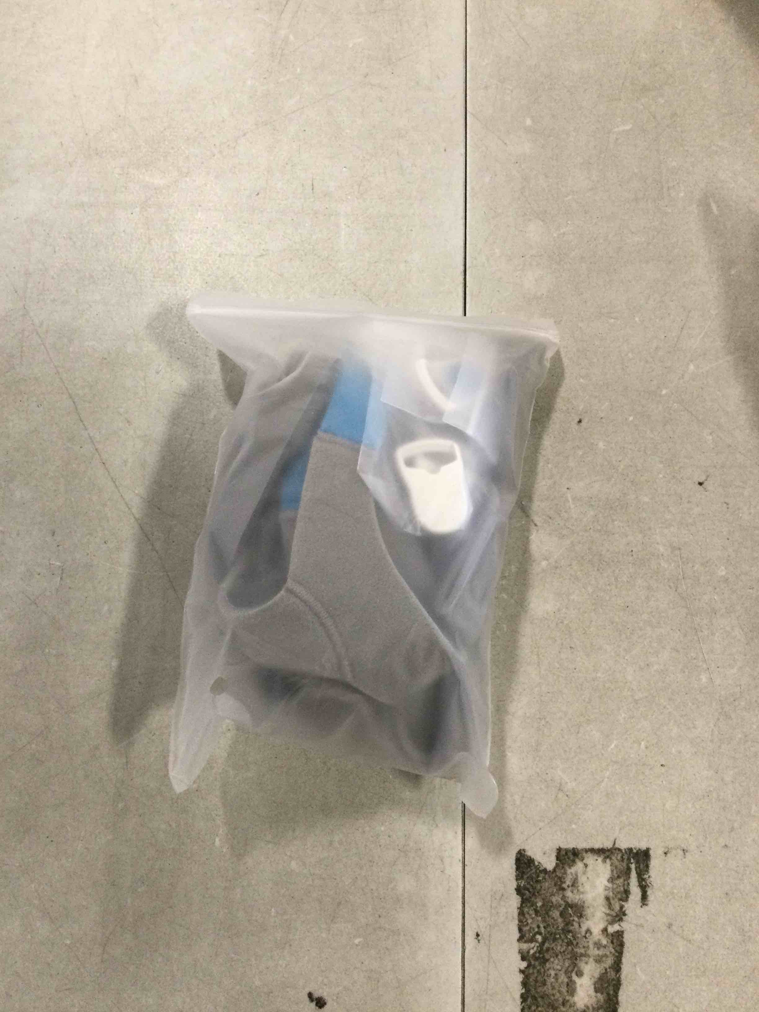 https://s3.amazonaws.com/lotting-images-prod/bidfta/BLU6301814_1713272211314.jpeg