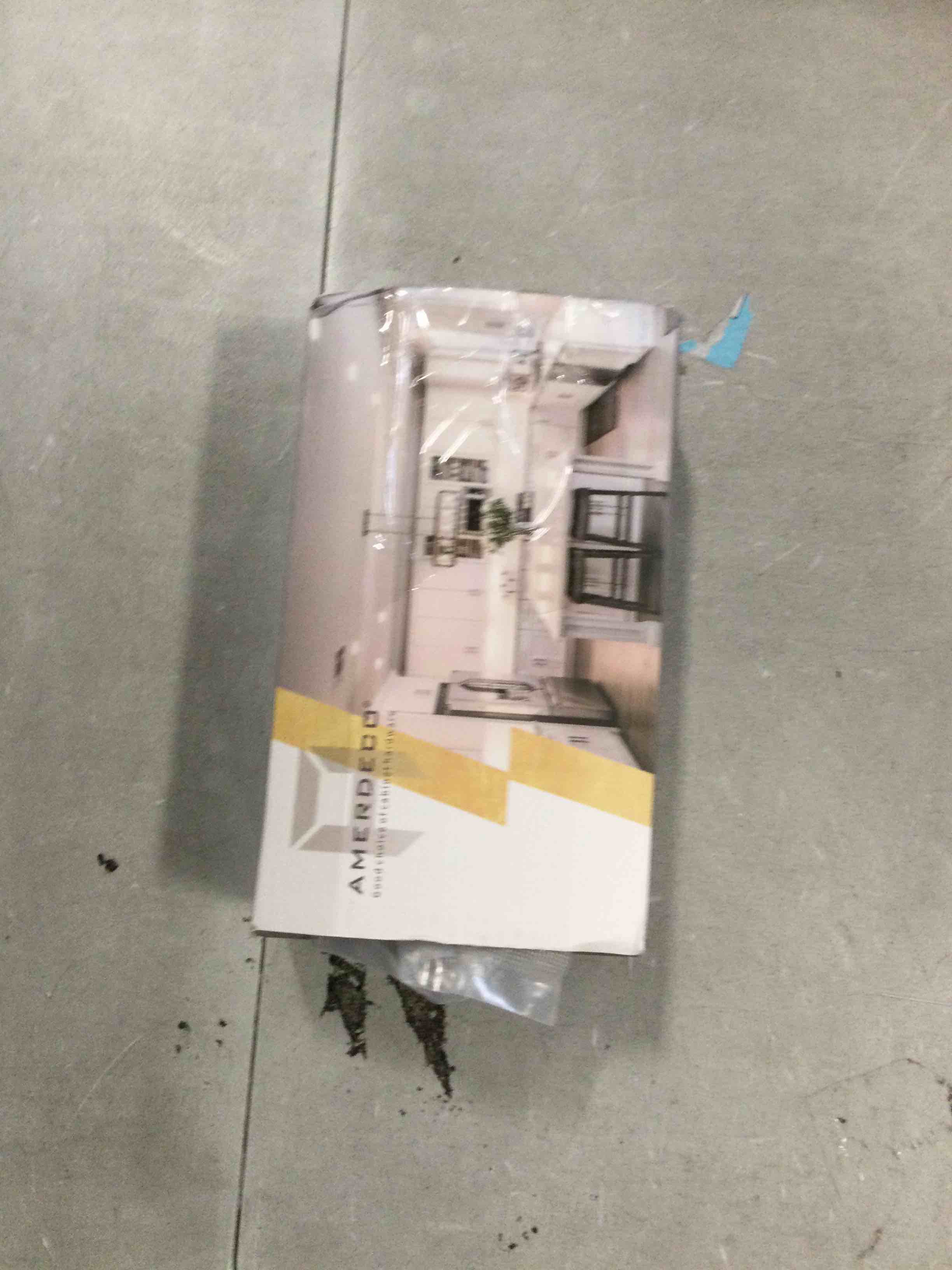 https://s3.amazonaws.com/lotting-images-prod/bidfta/BLU6301818_1713272361089.jpeg