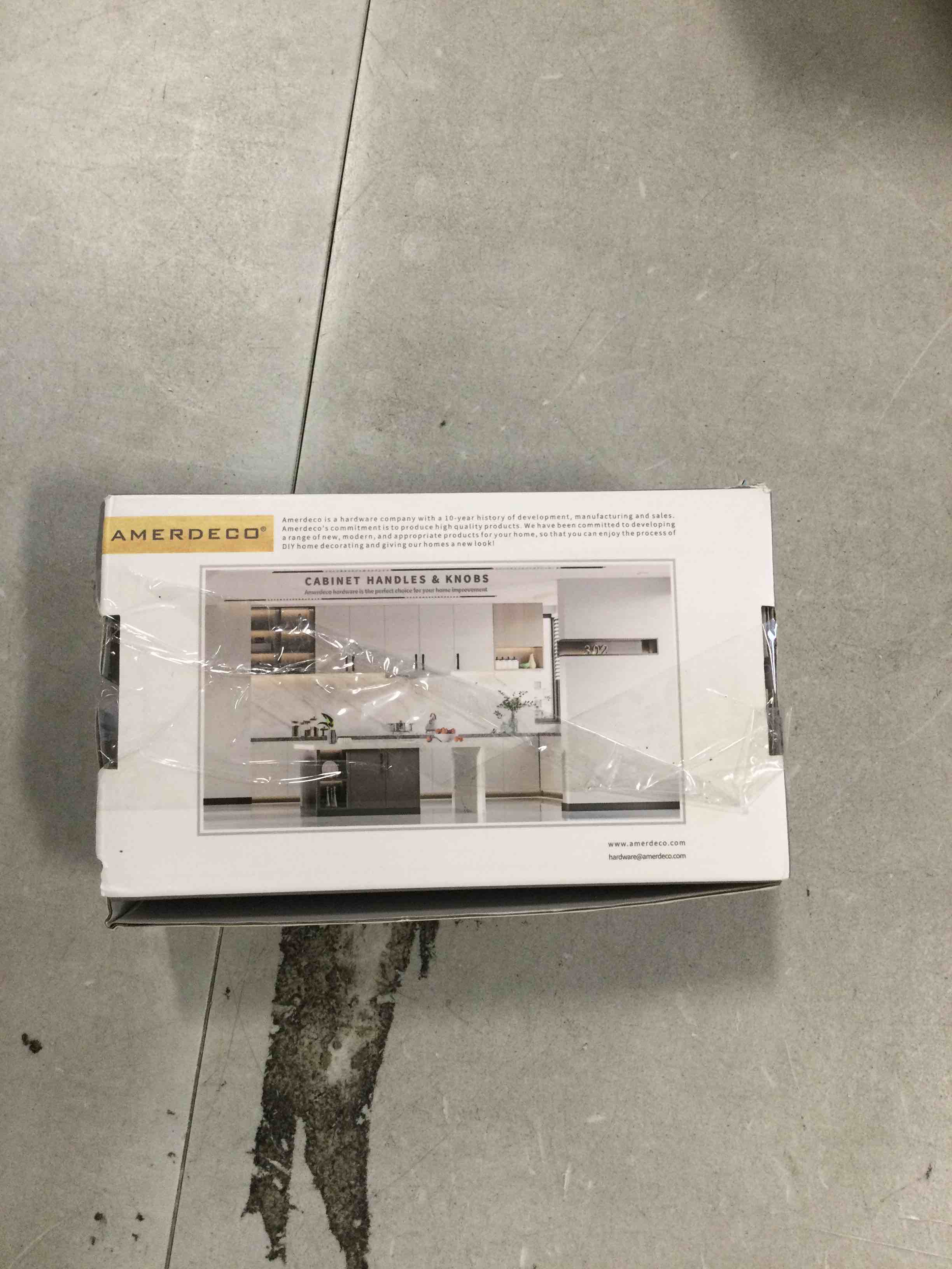 https://s3.amazonaws.com/lotting-images-prod/bidfta/BLU6301818_1713272365197.jpeg