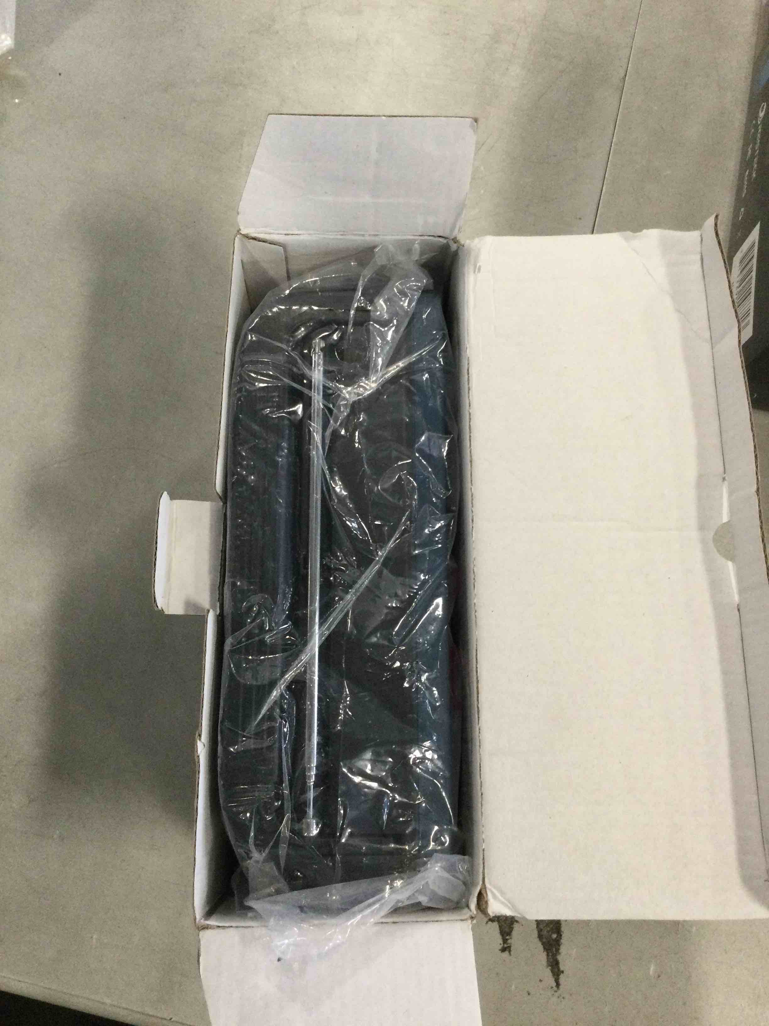 https://s3.amazonaws.com/lotting-images-prod/bidfta/BLU6301833_1713273439879.jpeg