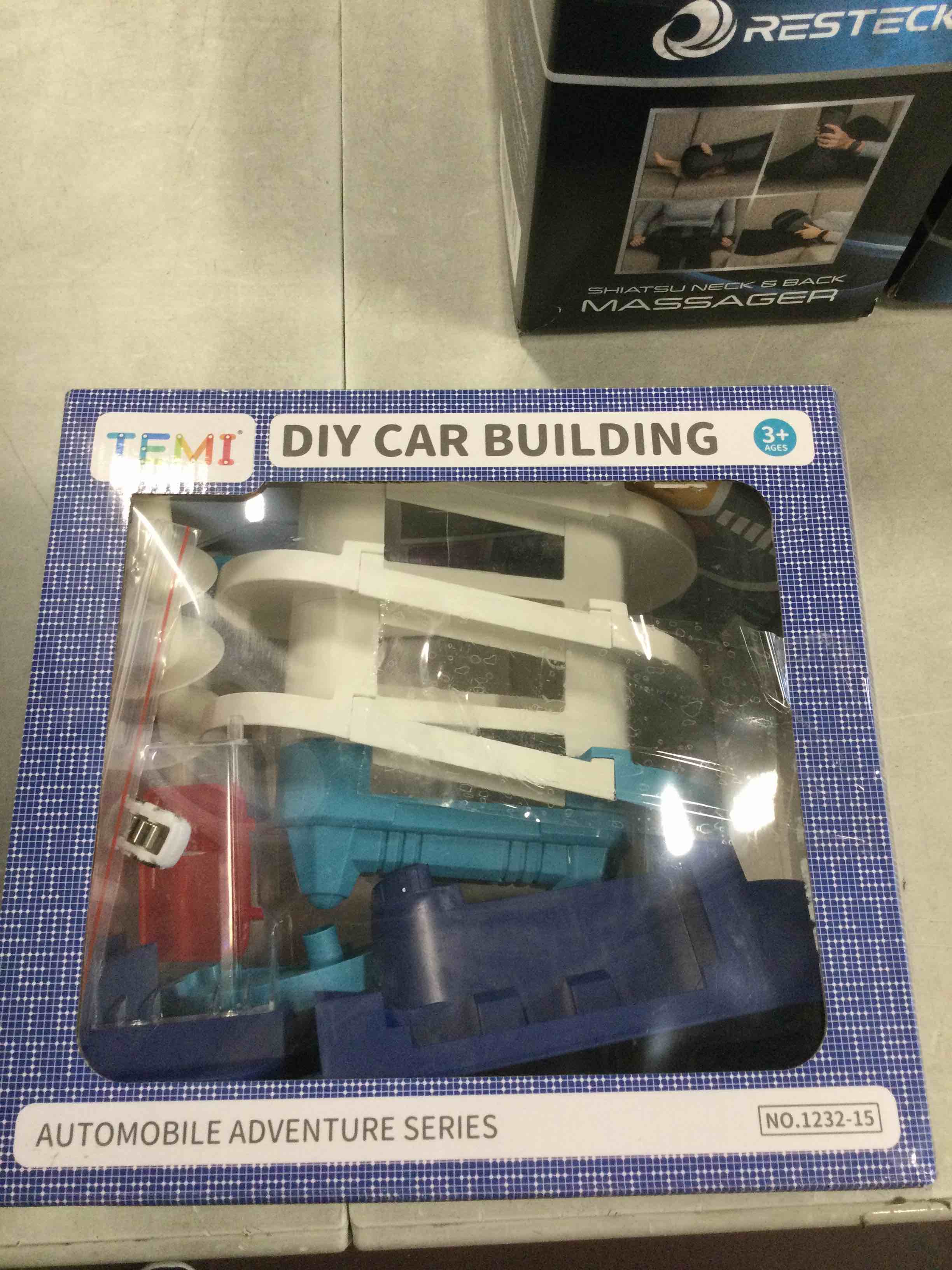 https://s3.amazonaws.com/lotting-images-prod/bidfta/BLU6301835_1713273564056.jpeg