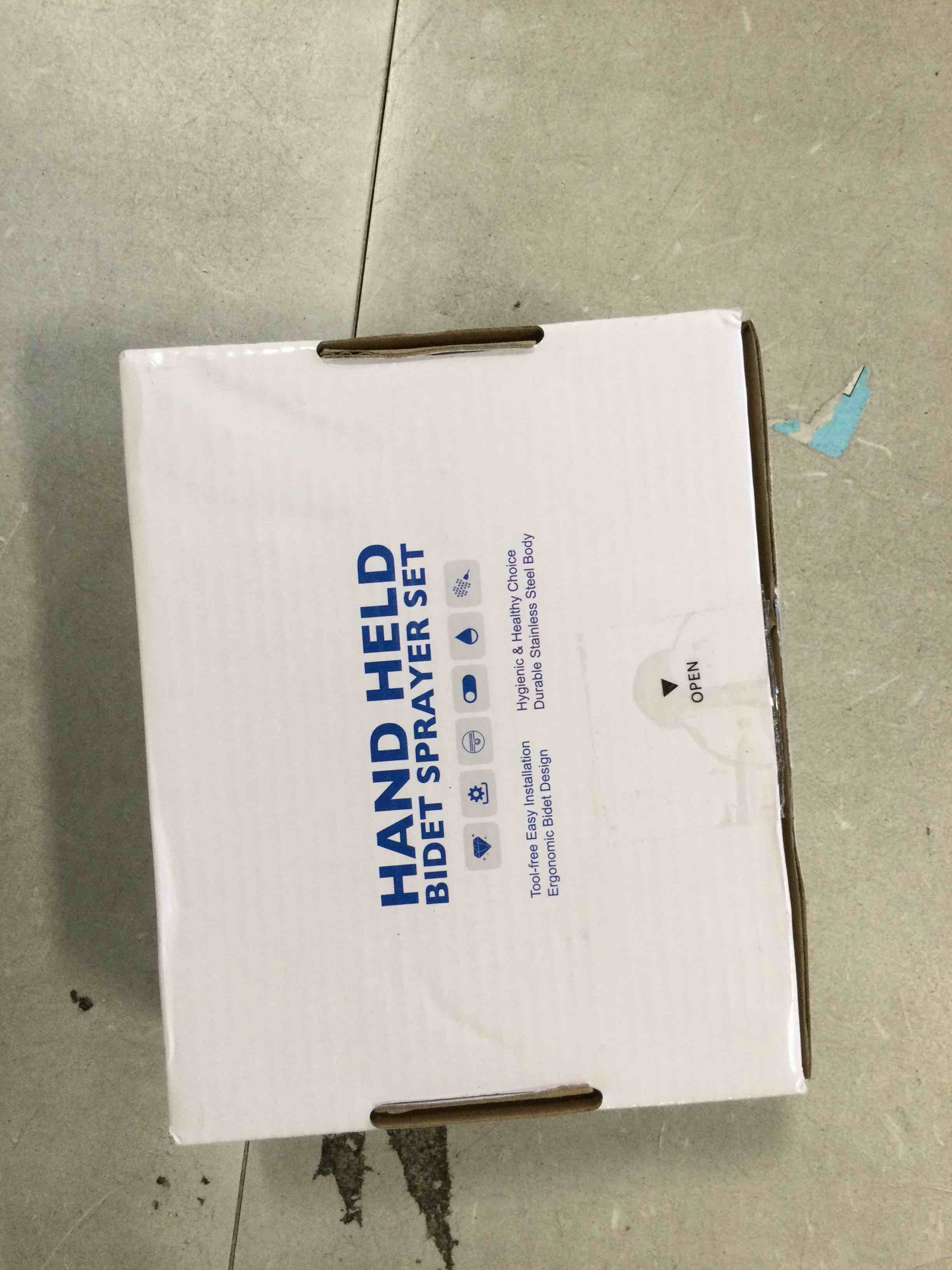 https://s3.amazonaws.com/lotting-images-prod/bidfta/BLU6301857_1713274690449.jpeg