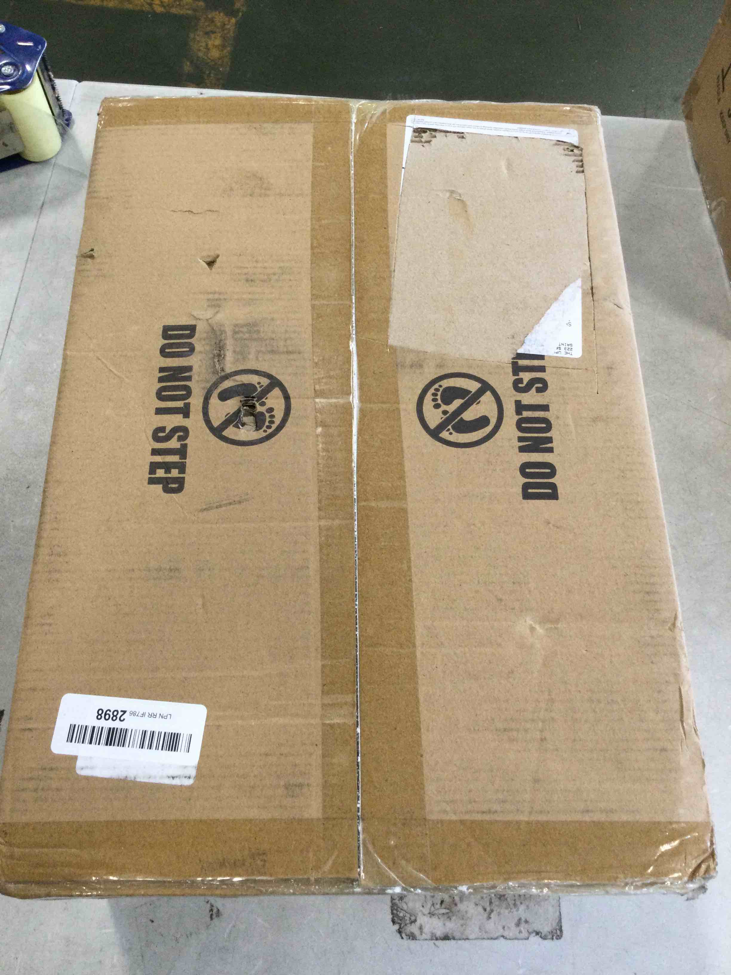 https://s3.amazonaws.com/lotting-images-prod/bidfta/BLU6301919_1713279514958.jpeg