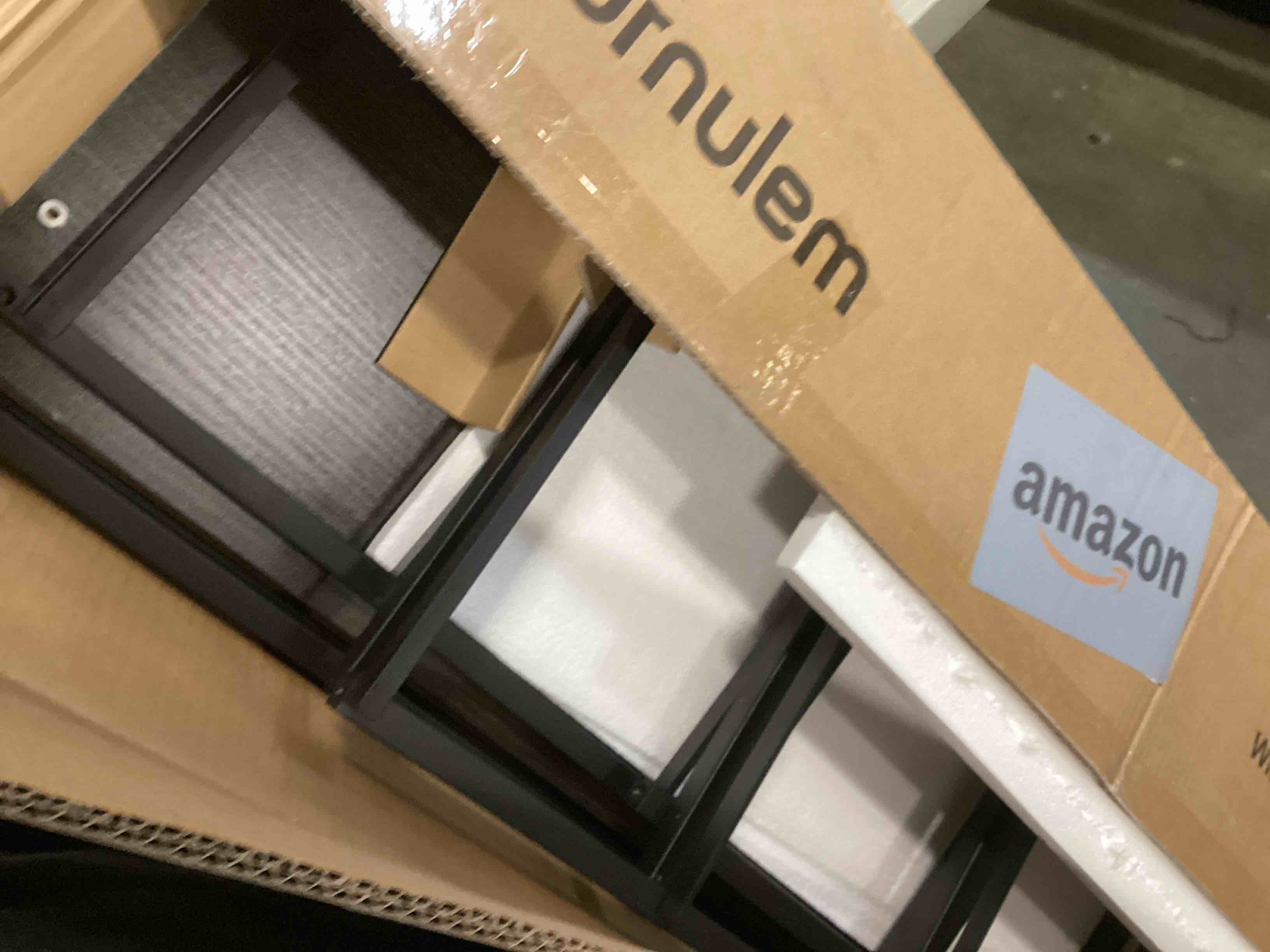 https://s3.amazonaws.com/lotting-images-prod/bidfta/BLU6302836_1713187003437.jpeg
