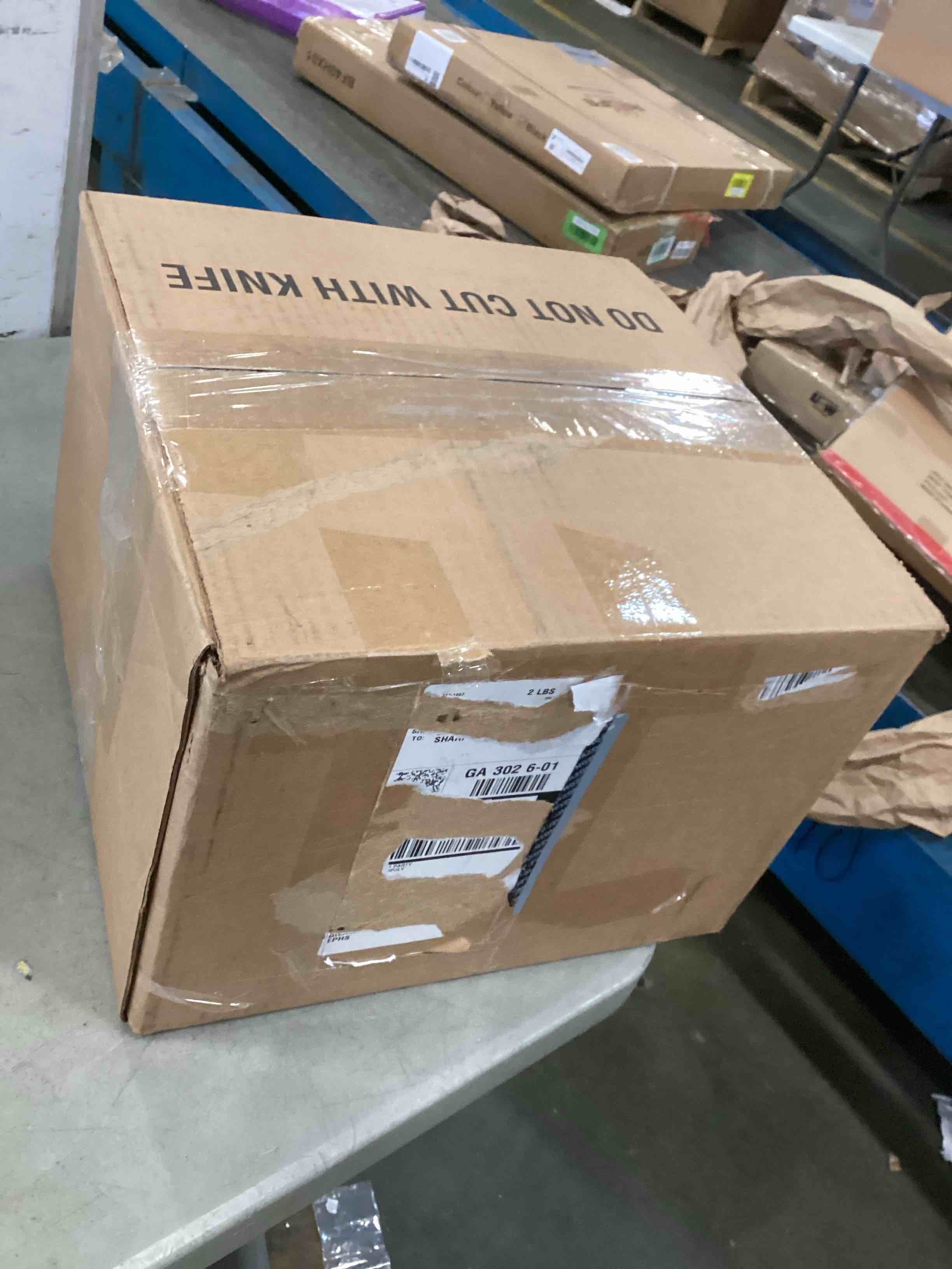 https://s3.amazonaws.com/lotting-images-prod/bidfta/BLU6302840_1713187369844.jpeg