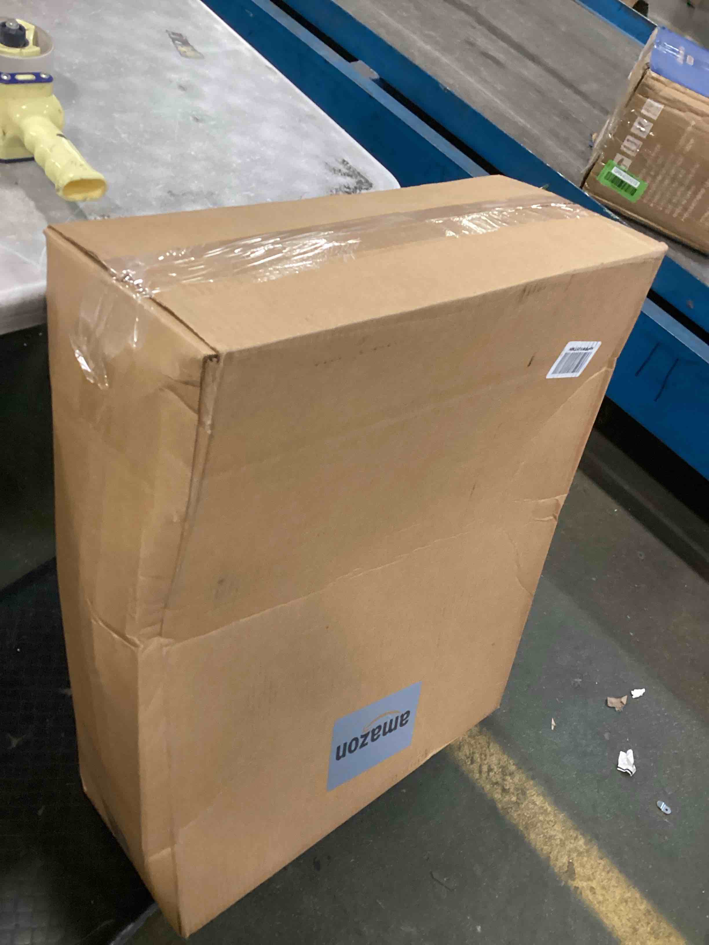 https://s3.amazonaws.com/lotting-images-prod/bidfta/BLU6303362_1713352596133.jpeg