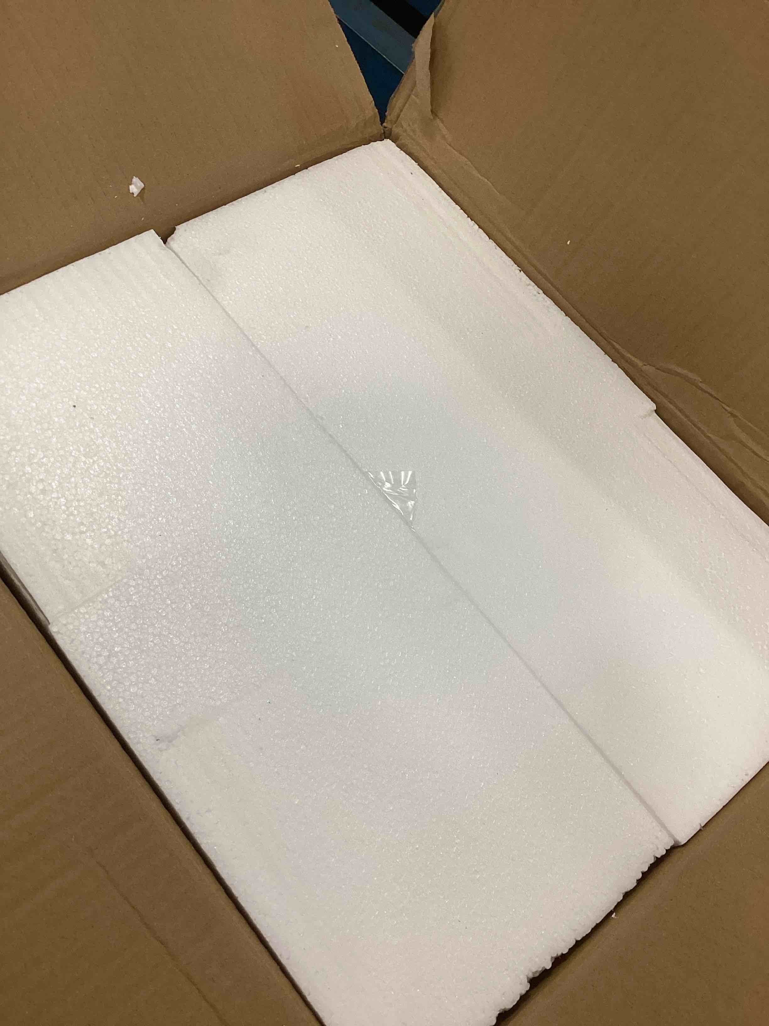 https://s3.amazonaws.com/lotting-images-prod/bidfta/BLU6303379_1713353995291.jpeg