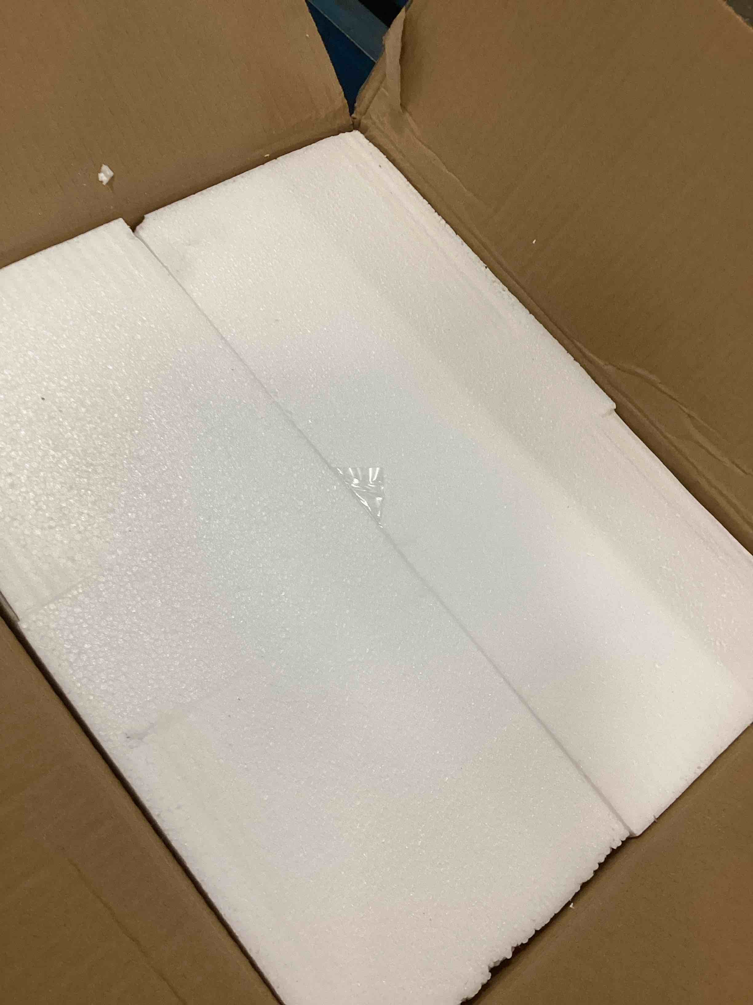 https://s3.amazonaws.com/lotting-images-prod/bidfta/BLU6303379_1713353996000.jpeg
