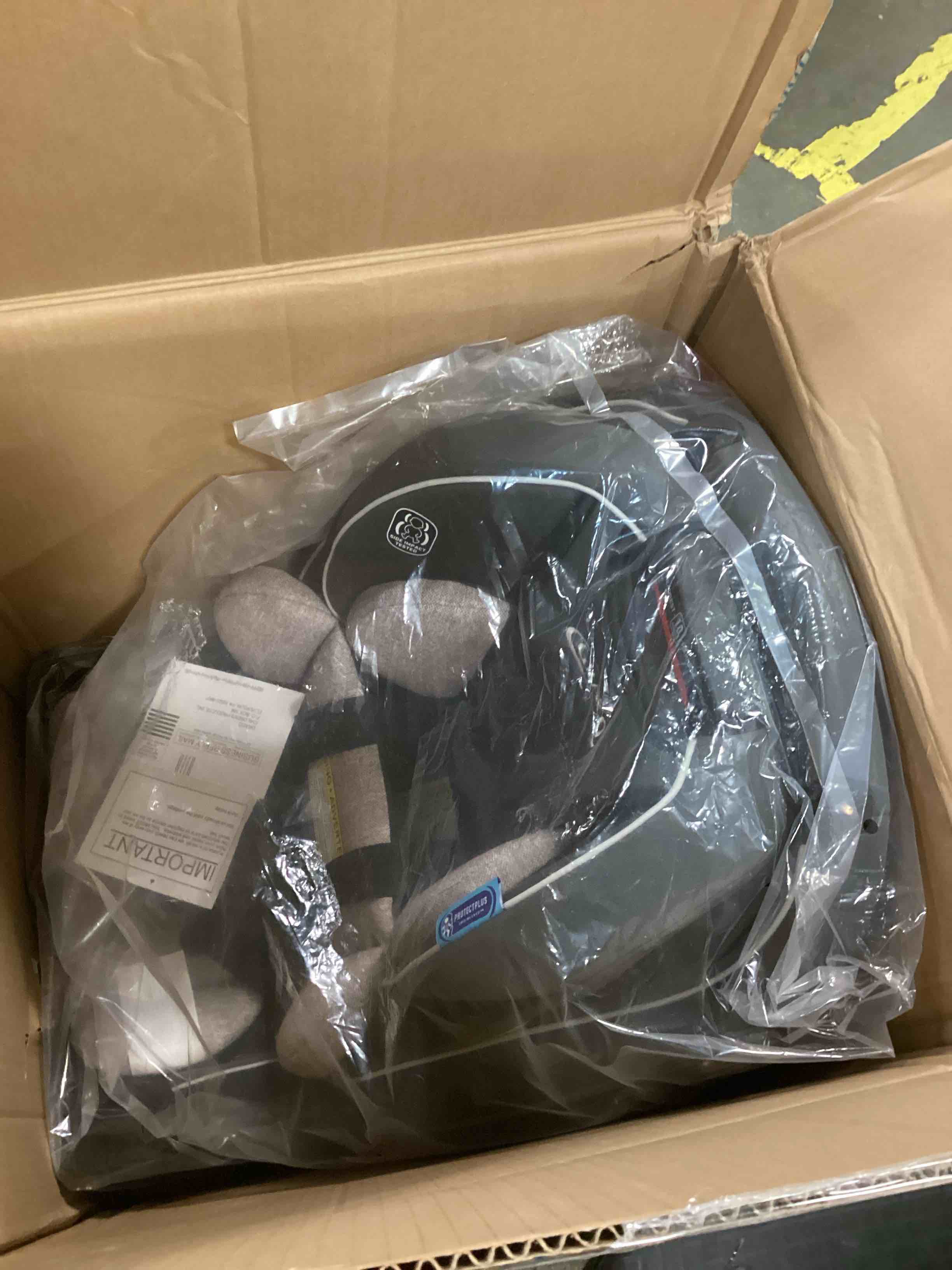 https://s3.amazonaws.com/lotting-images-prod/bidfta/BLU6303407_1713356591440.jpeg