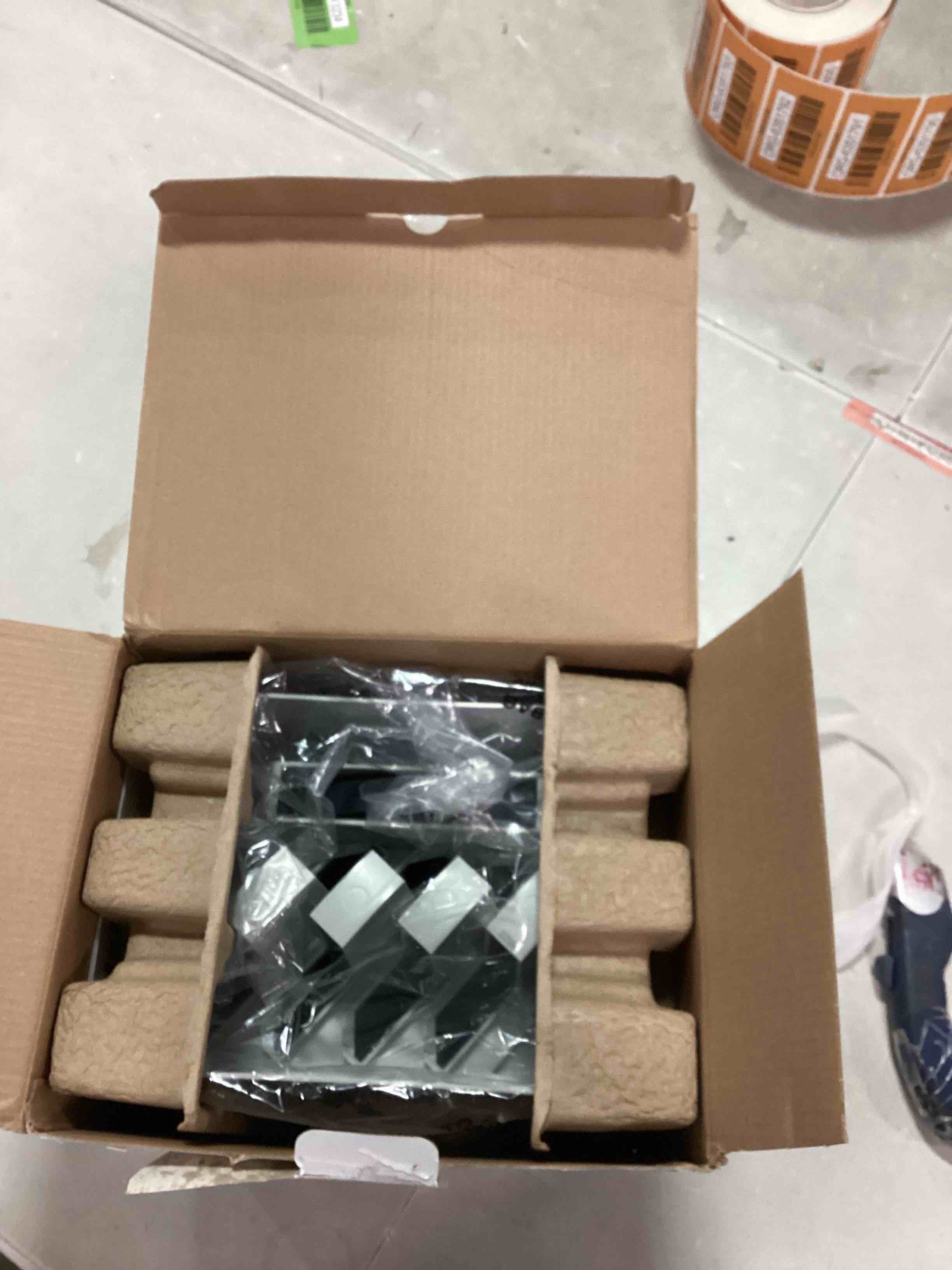 https://s3.amazonaws.com/lotting-images-prod/bidfta/BLU6303831_1712932709486.jpeg