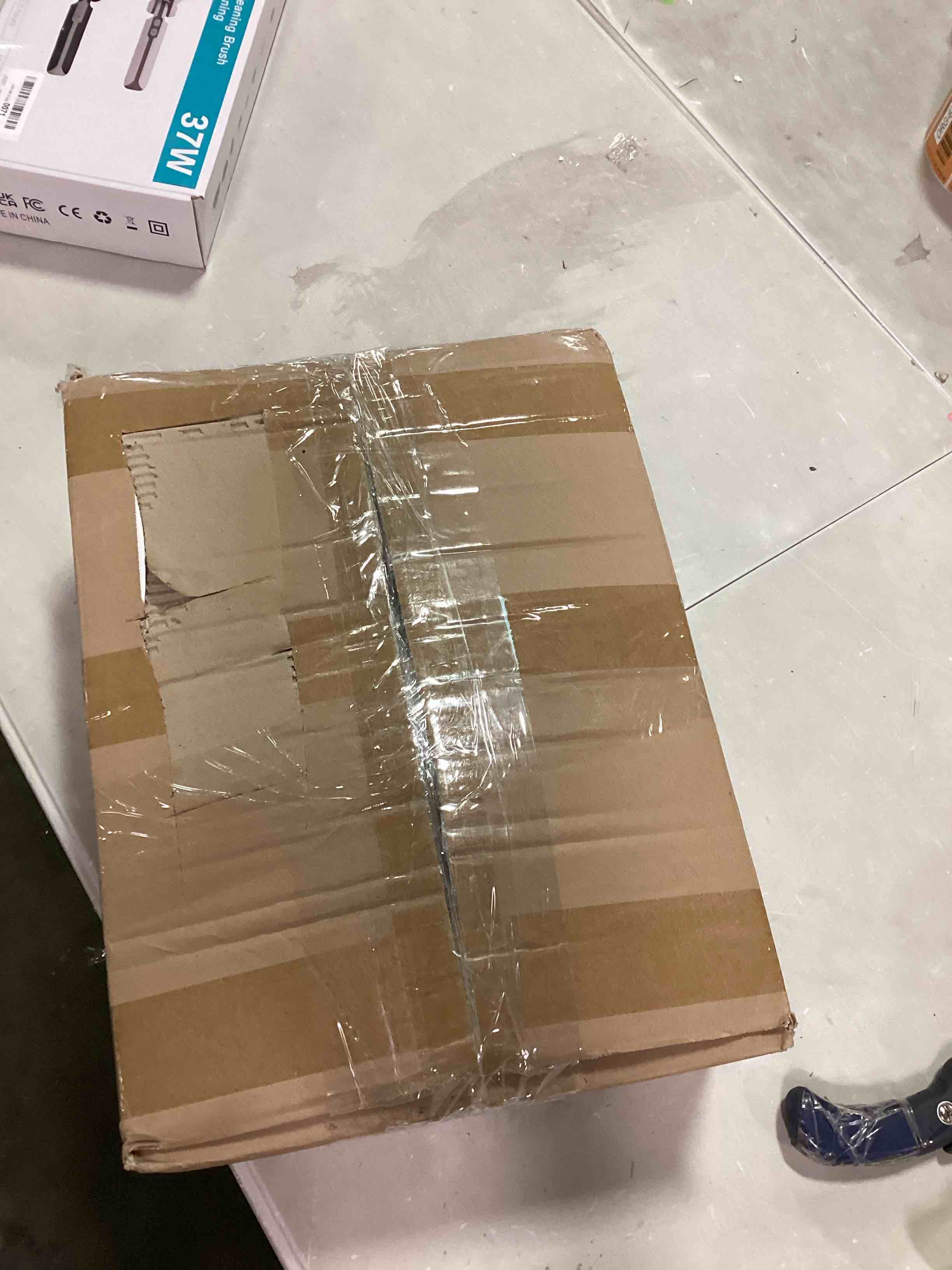 https://s3.amazonaws.com/lotting-images-prod/bidfta/BLU6303832_1712933007130.jpeg