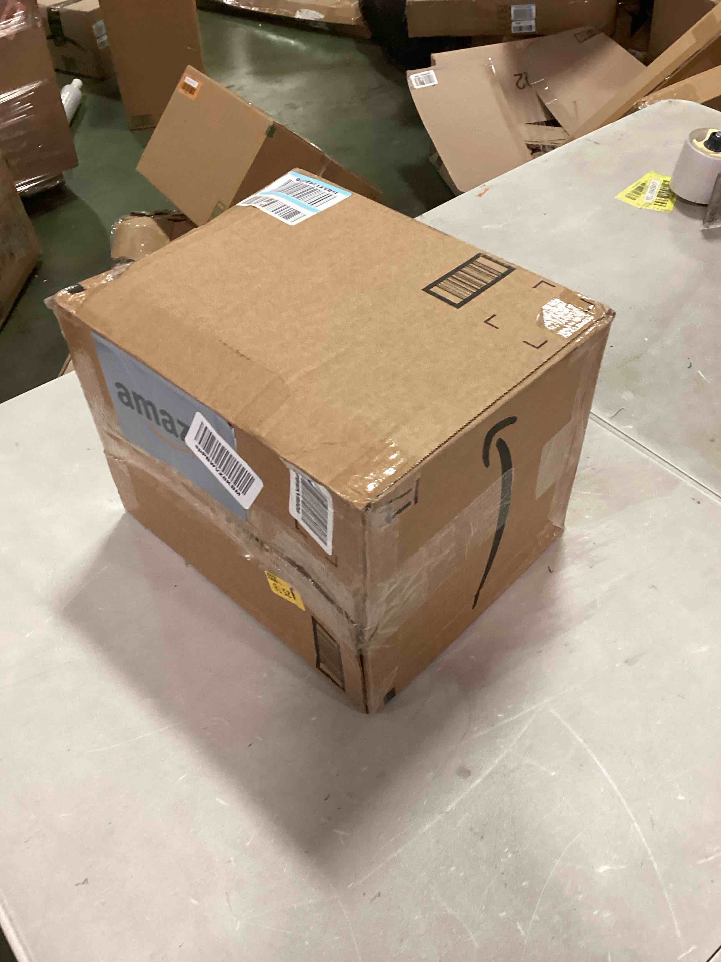 https://s3.amazonaws.com/lotting-images-prod/bidfta/BLU6304128_1713294378726.jpeg