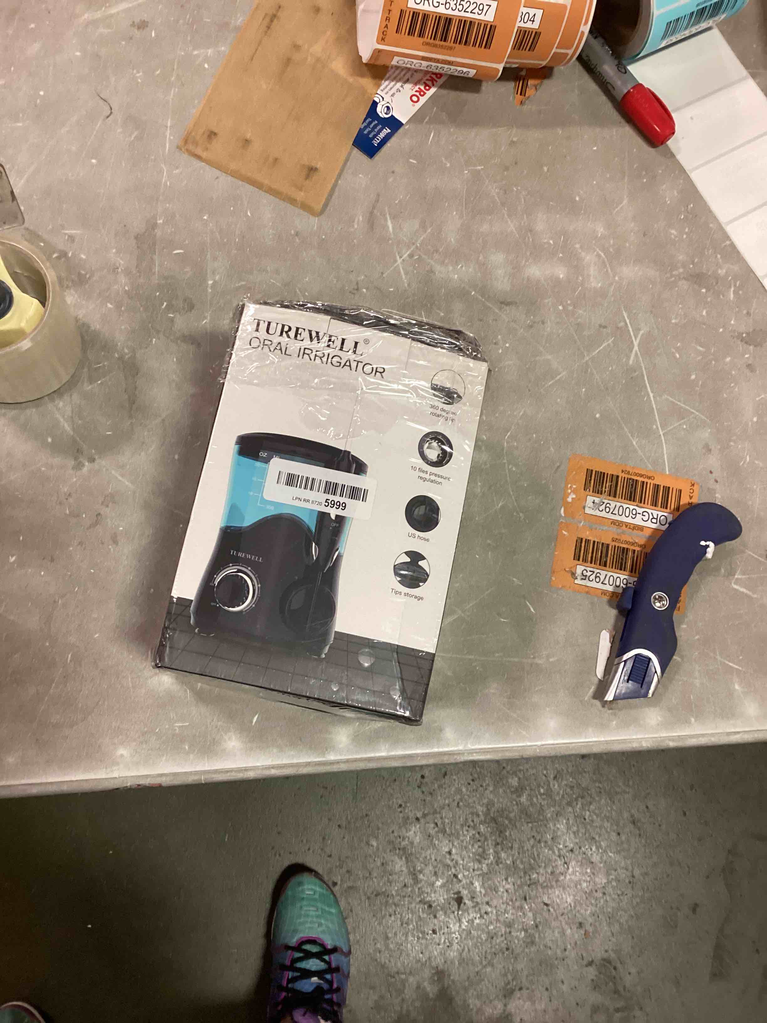 https://s3.amazonaws.com/lotting-images-prod/bidfta/BLU6304523_1713556835774.jpeg