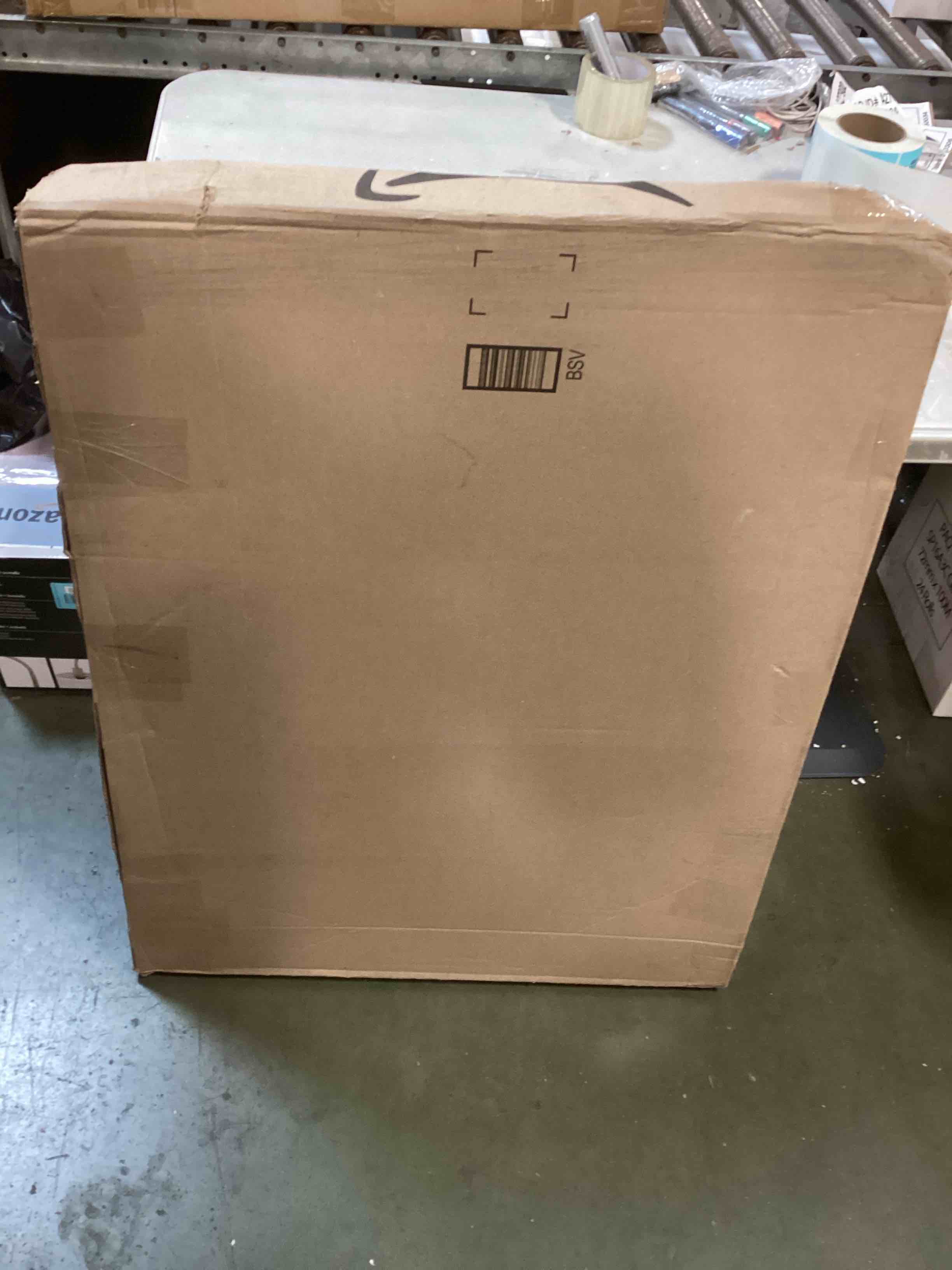 https://s3.amazonaws.com/lotting-images-prod/bidfta/BLU6305491_1713972636244.jpeg