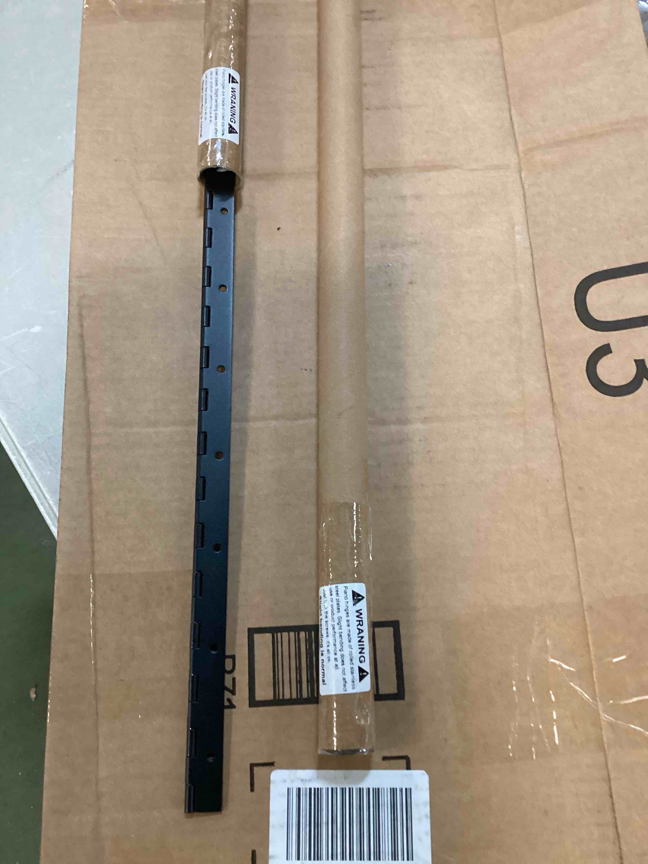 https://s3.amazonaws.com/lotting-images-prod/bidfta/BLU6305803_1714152527117.jpeg