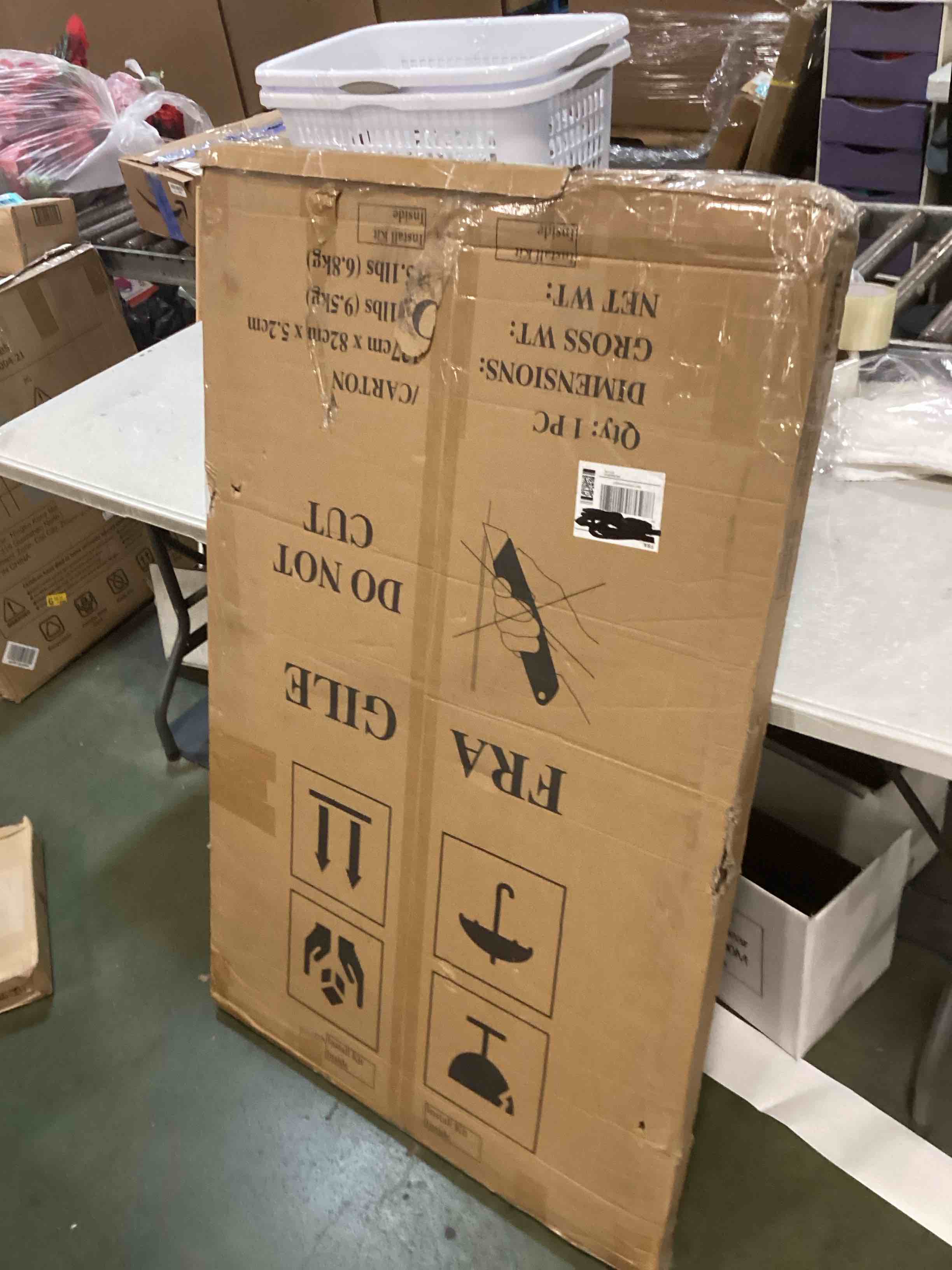 https://s3.amazonaws.com/lotting-images-prod/bidfta/BLU6305893_1714219584088.jpeg