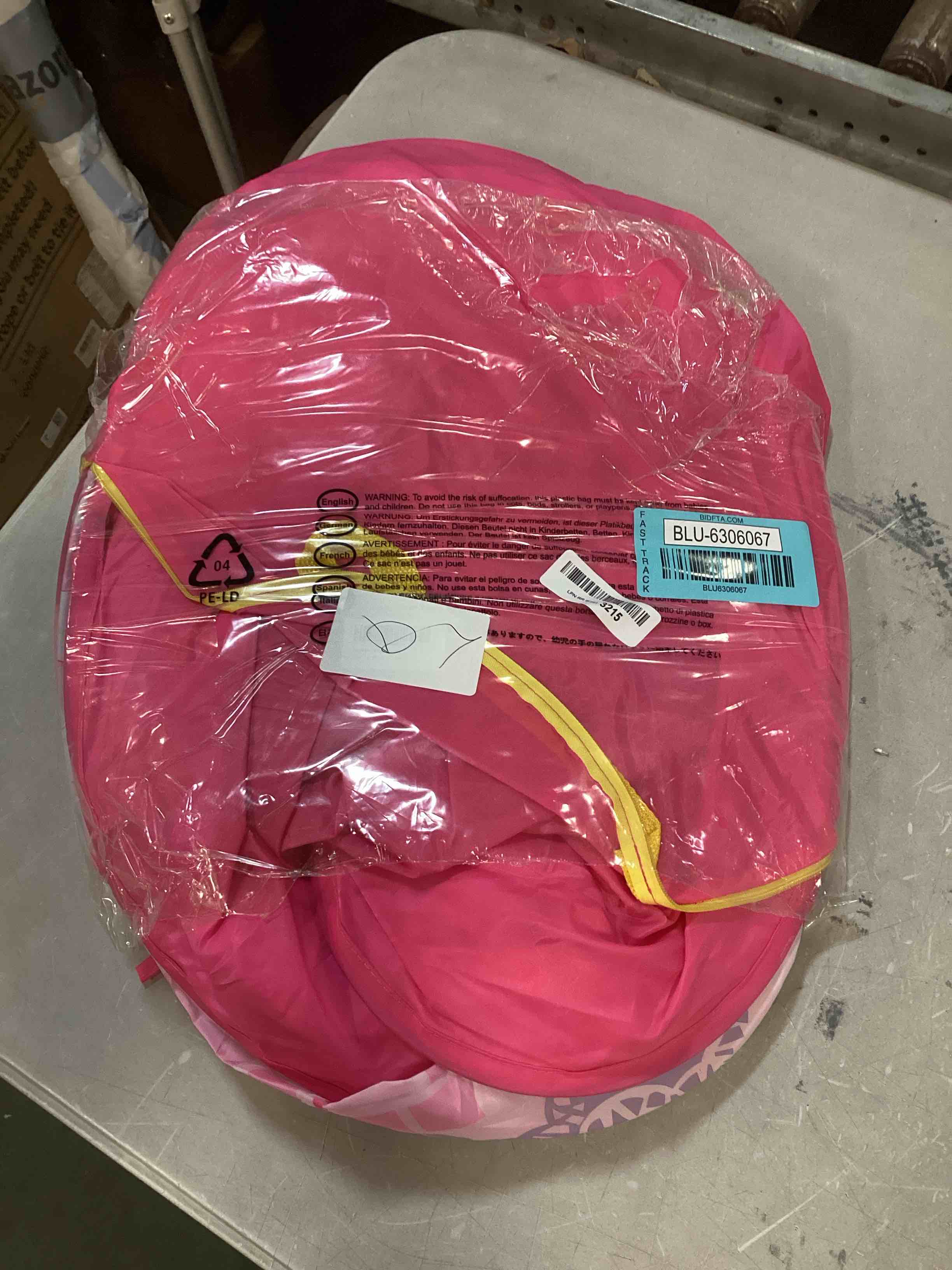 https://s3.amazonaws.com/lotting-images-prod/bidfta/BLU6306067_1714398838690.jpeg