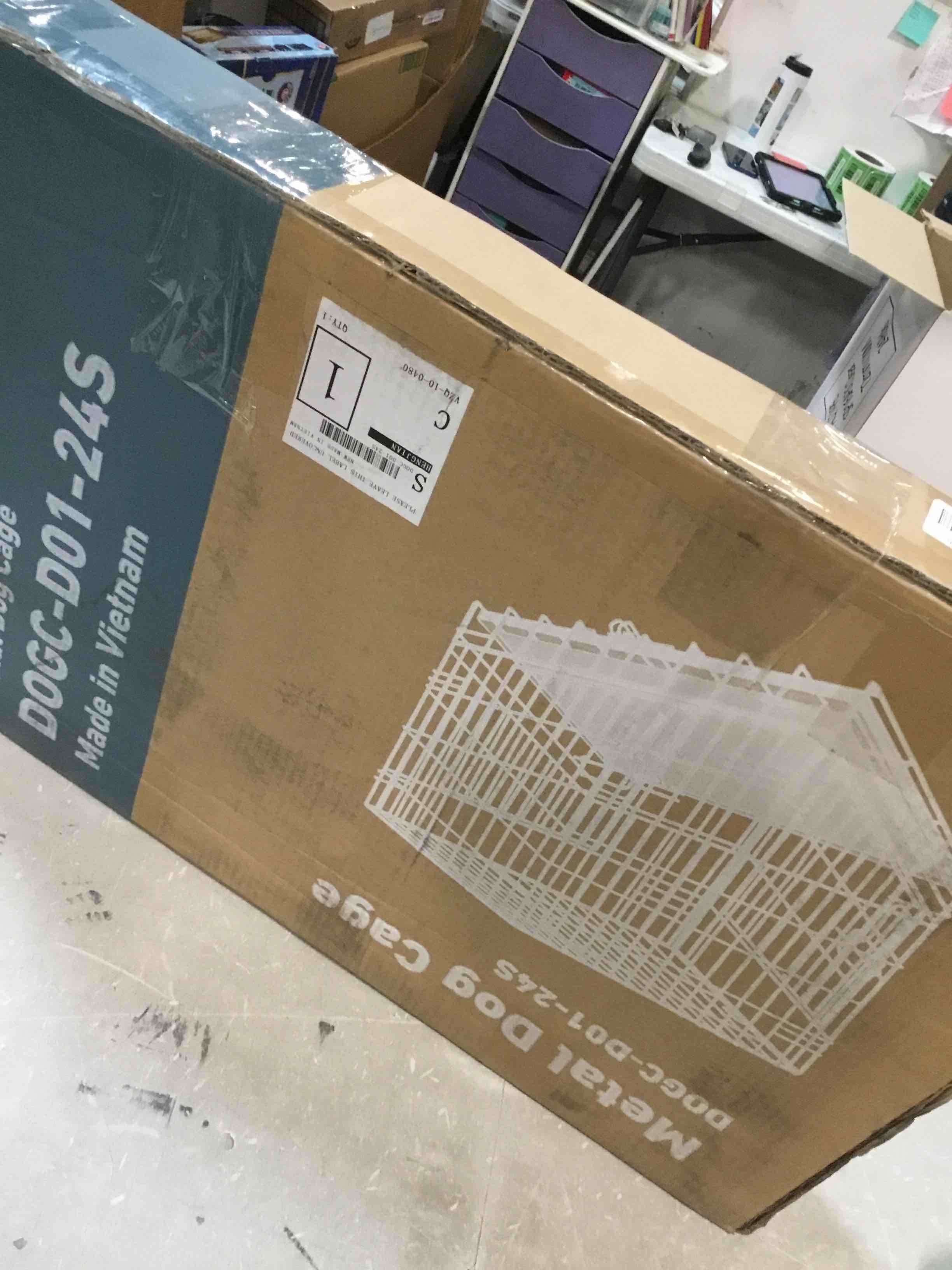 https://s3.amazonaws.com/lotting-images-prod/bidfta/BLU6306281_1714823274278.jpeg