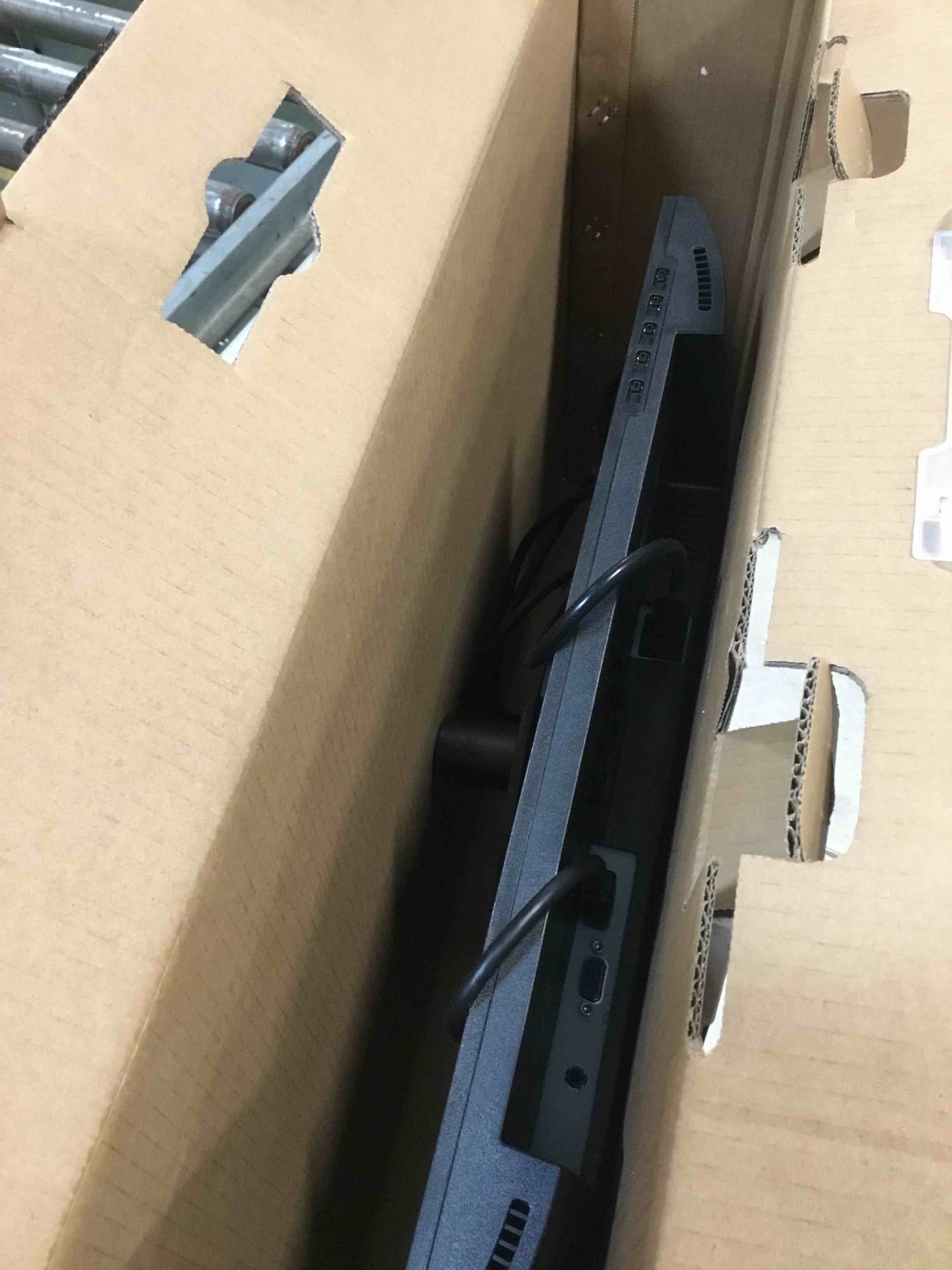 https://s3.amazonaws.com/lotting-images-prod/bidfta/BLU6306296_1714825066152.jpeg
