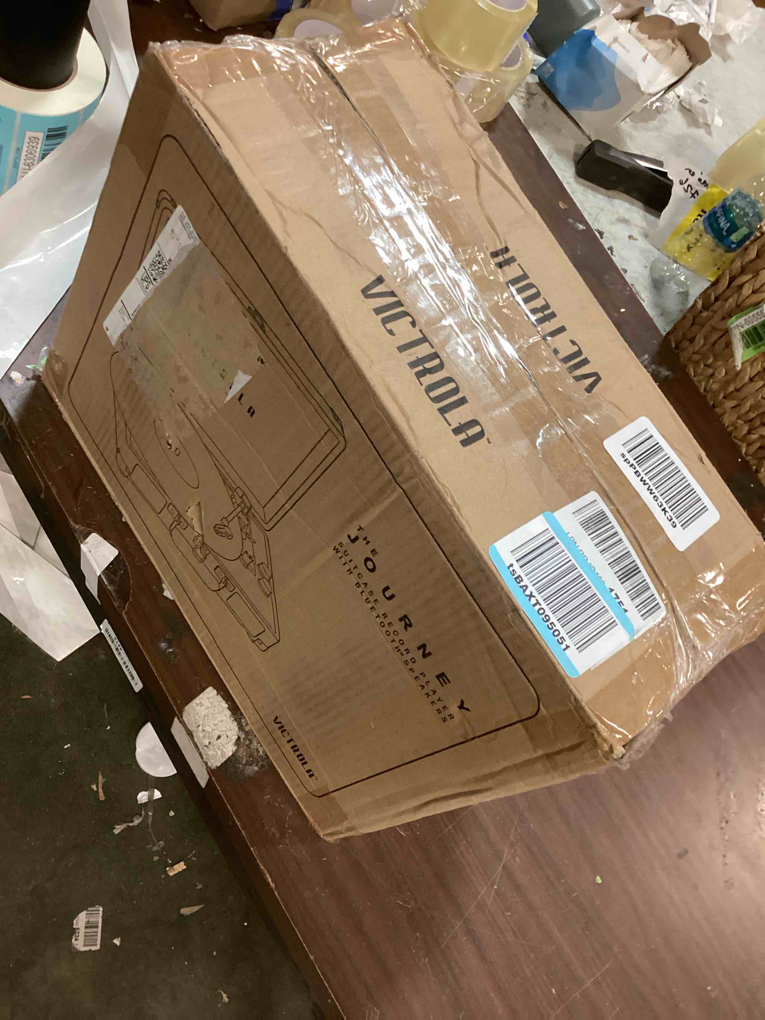 https://s3.amazonaws.com/lotting-images-prod/bidfta/BLU6306934_1712847072176.jpeg