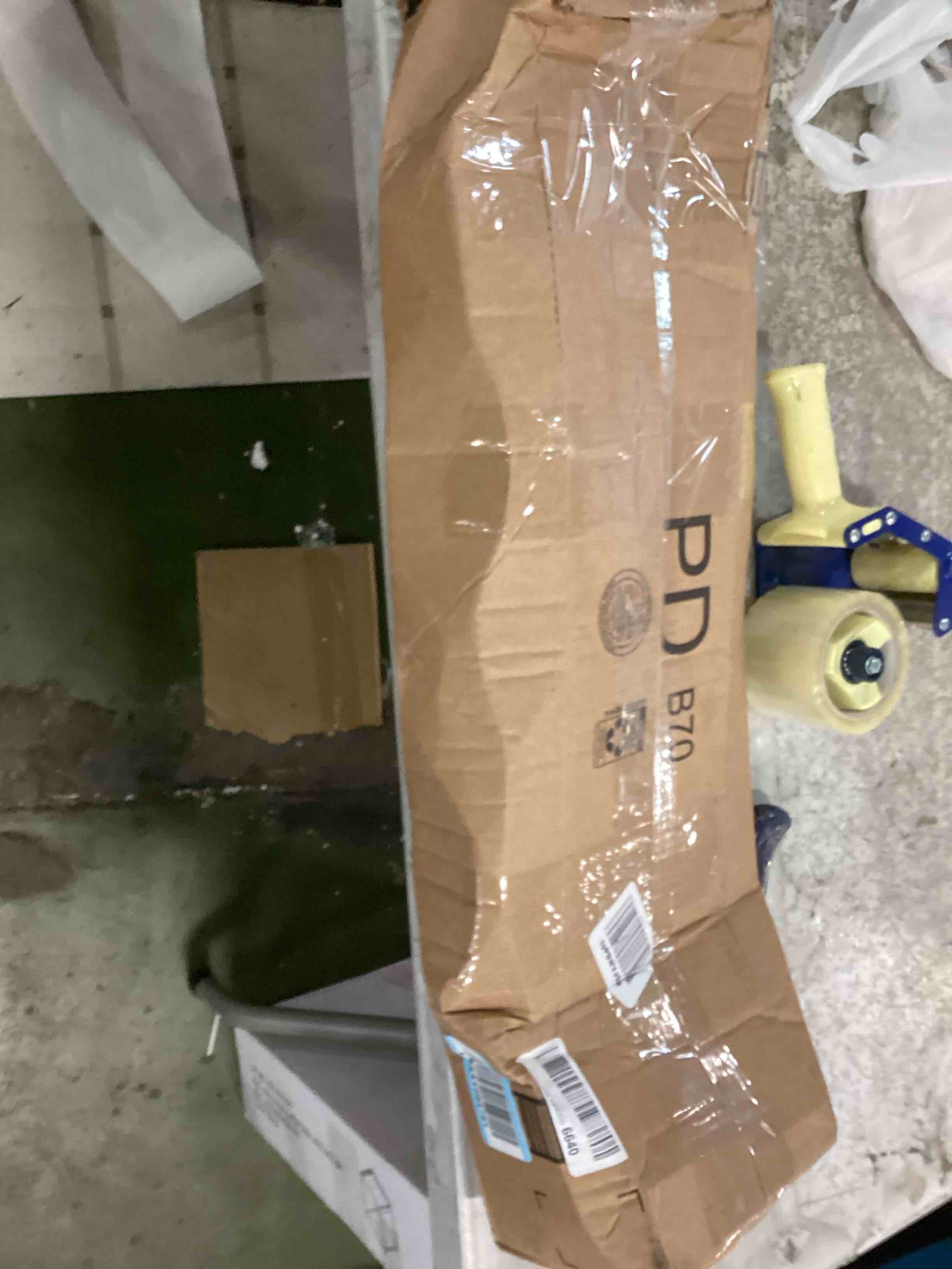 https://s3.amazonaws.com/lotting-images-prod/bidfta/BLU6307214_1713360553265.jpeg