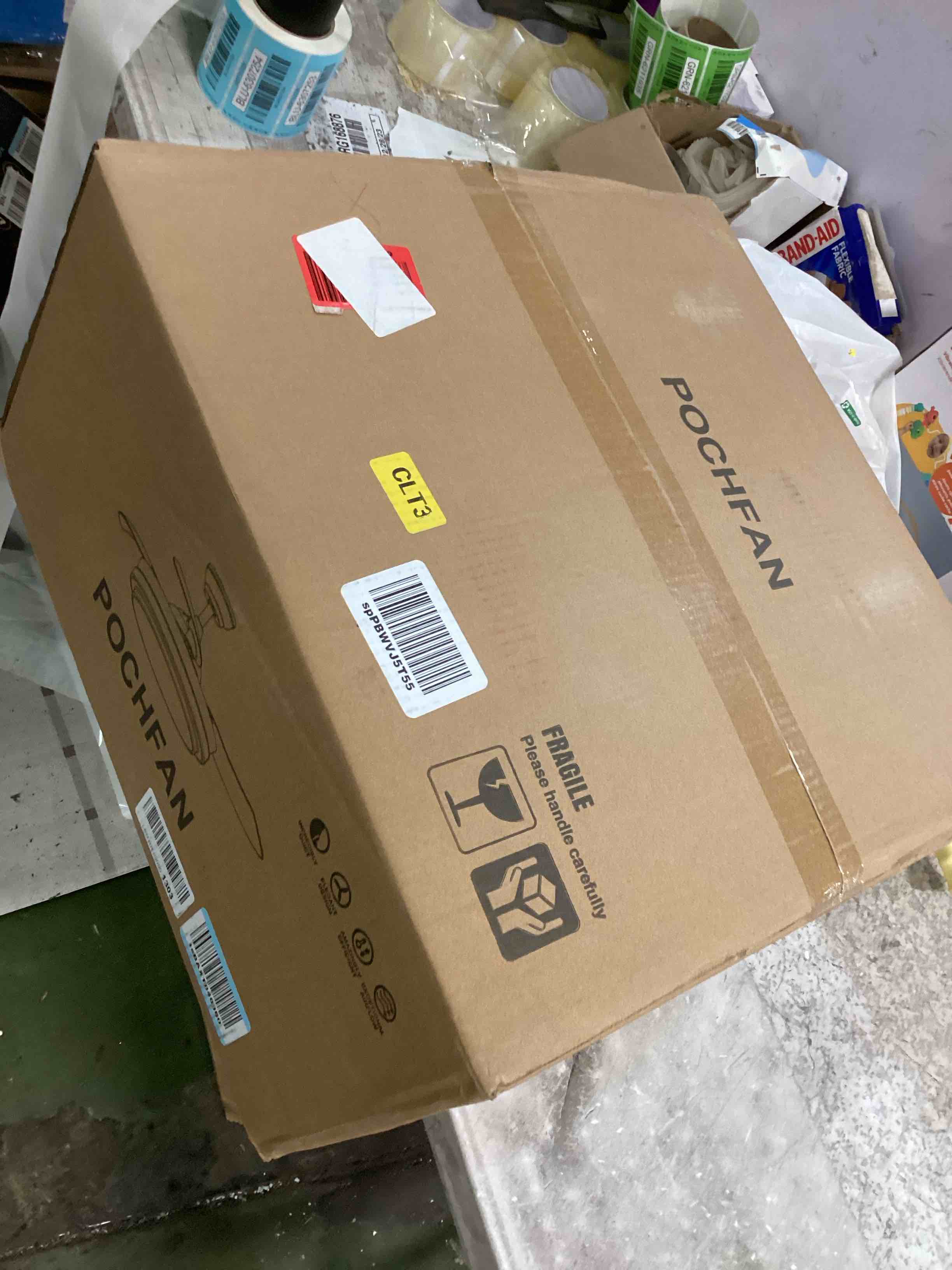 https://s3.amazonaws.com/lotting-images-prod/bidfta/BLU6307249_1713364992351.jpeg