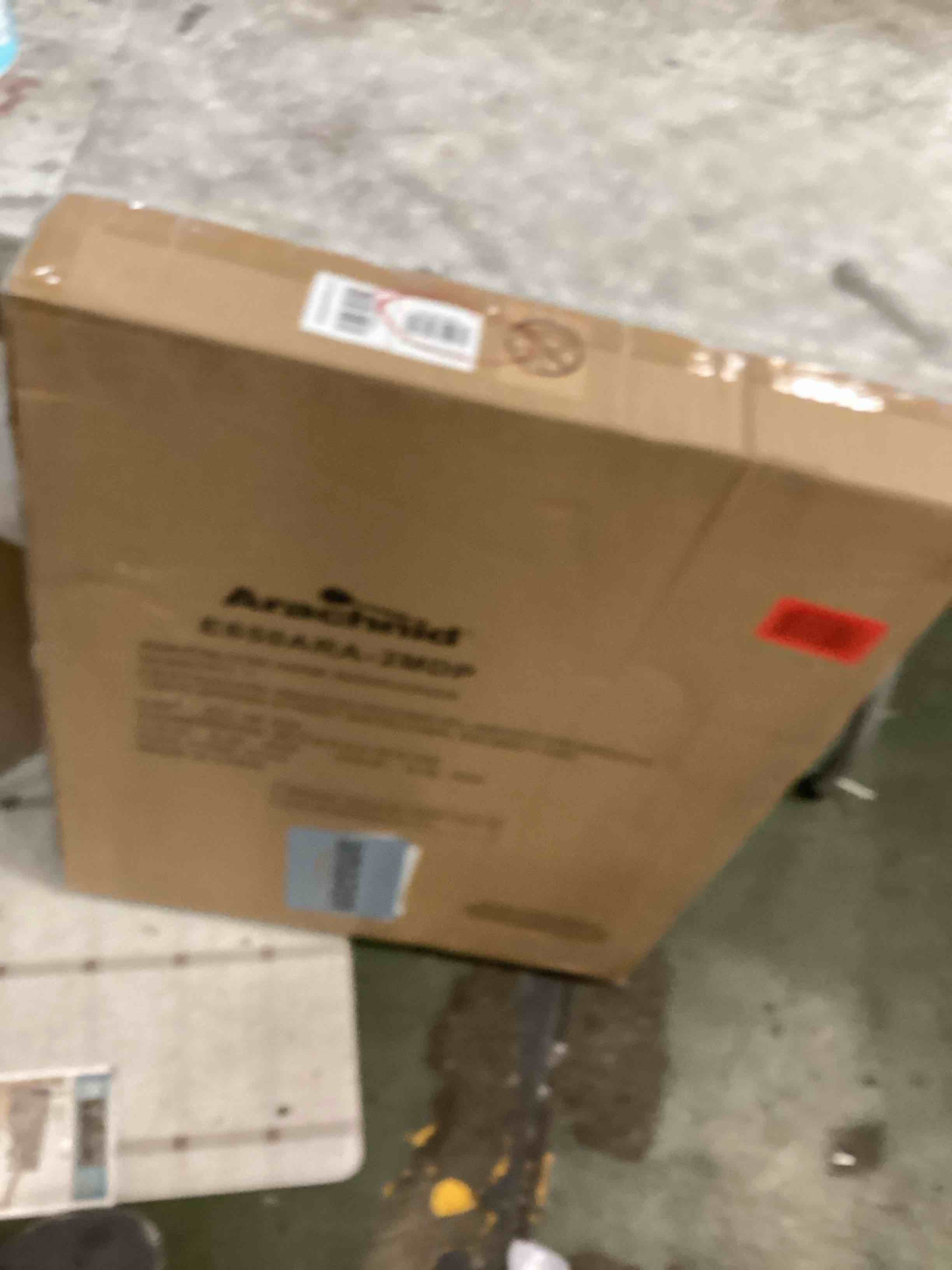 https://s3.amazonaws.com/lotting-images-prod/bidfta/BLU6307279_1713367711146.jpeg