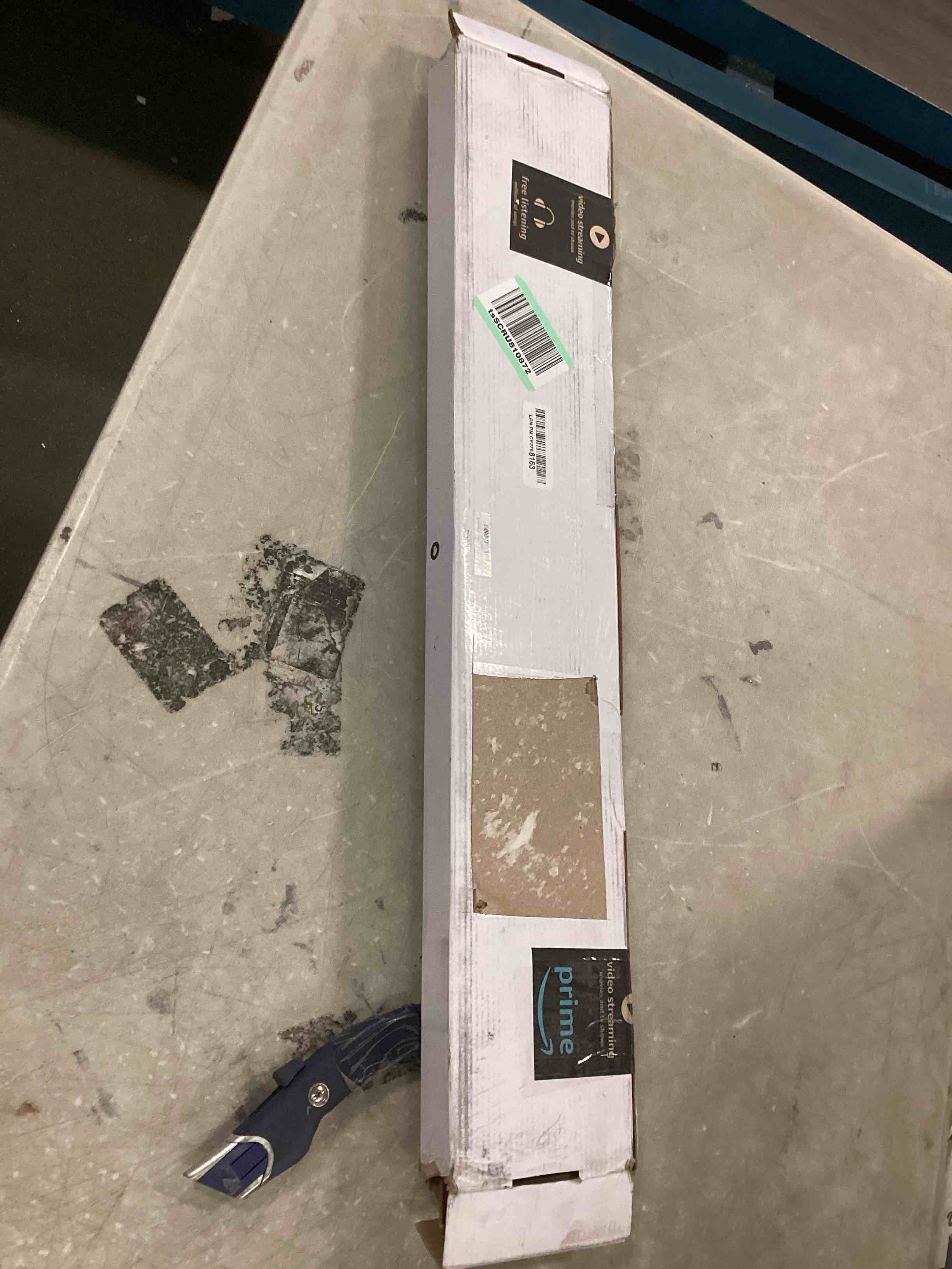 https://s3.amazonaws.com/lotting-images-prod/bidfta/BLU6307430_1713441140822.jpeg