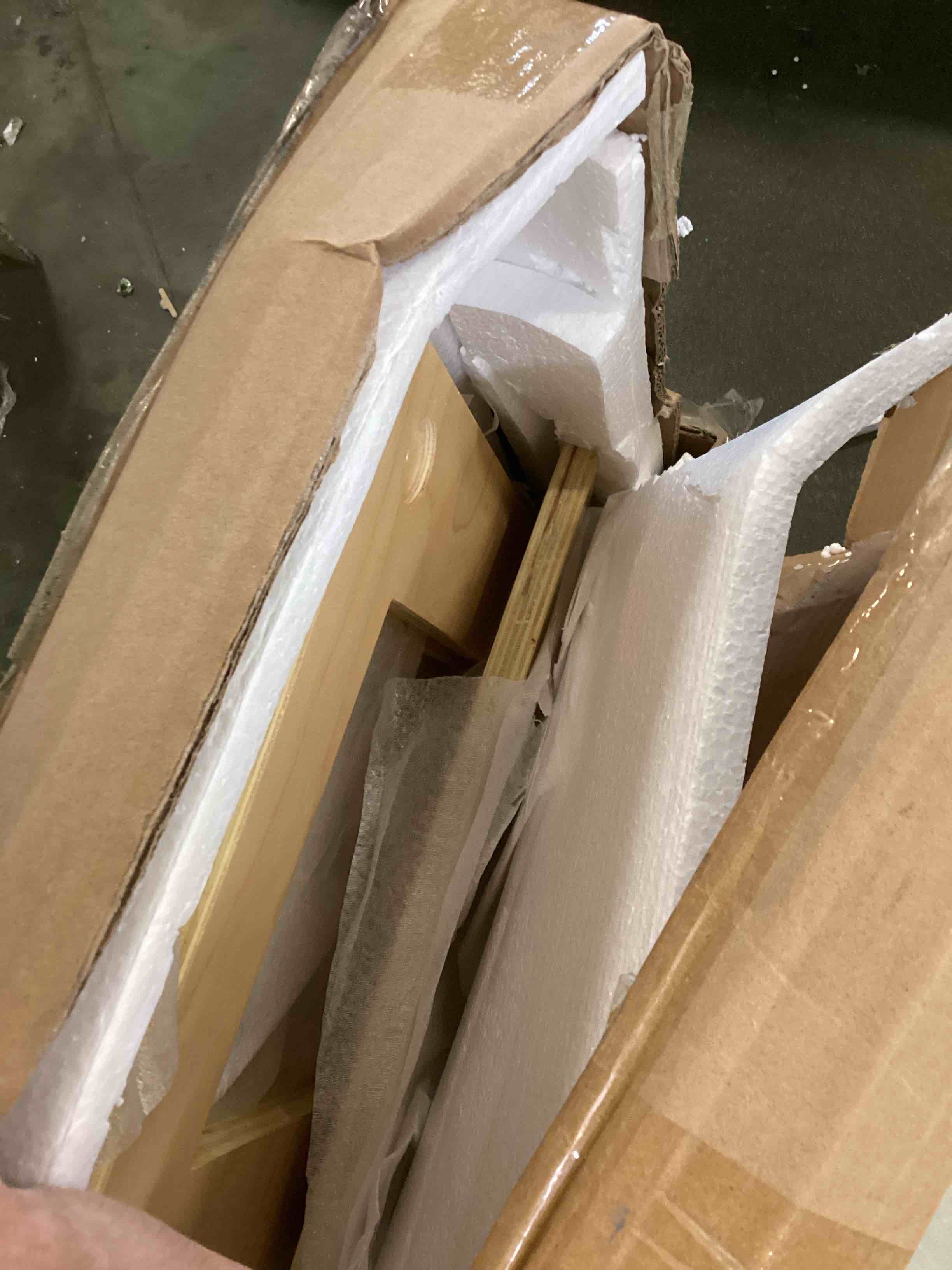 https://s3.amazonaws.com/lotting-images-prod/bidfta/BLU6307525_1713453196271.jpeg