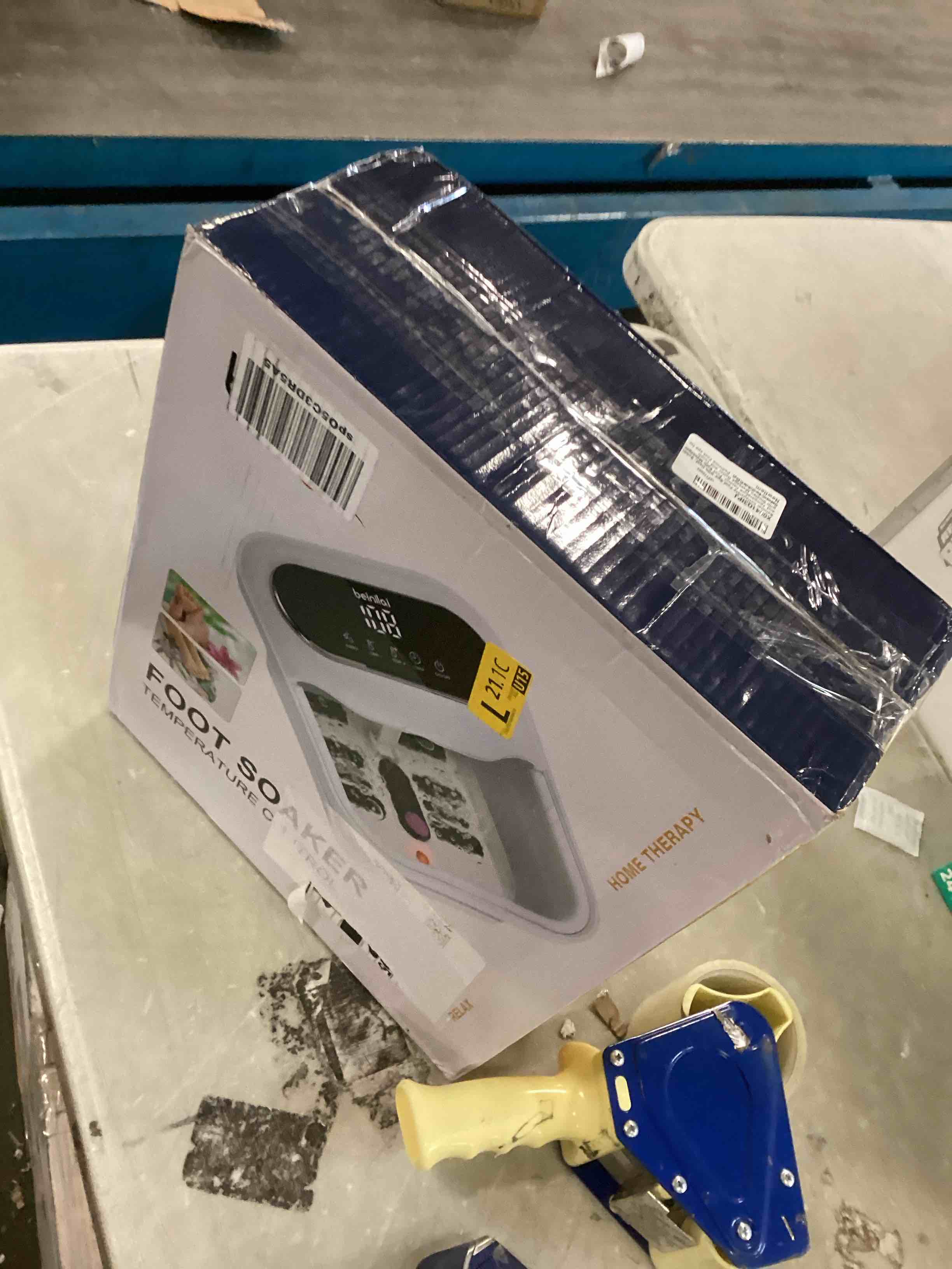 https://s3.amazonaws.com/lotting-images-prod/bidfta/BLU6307583_1713463210484.jpeg