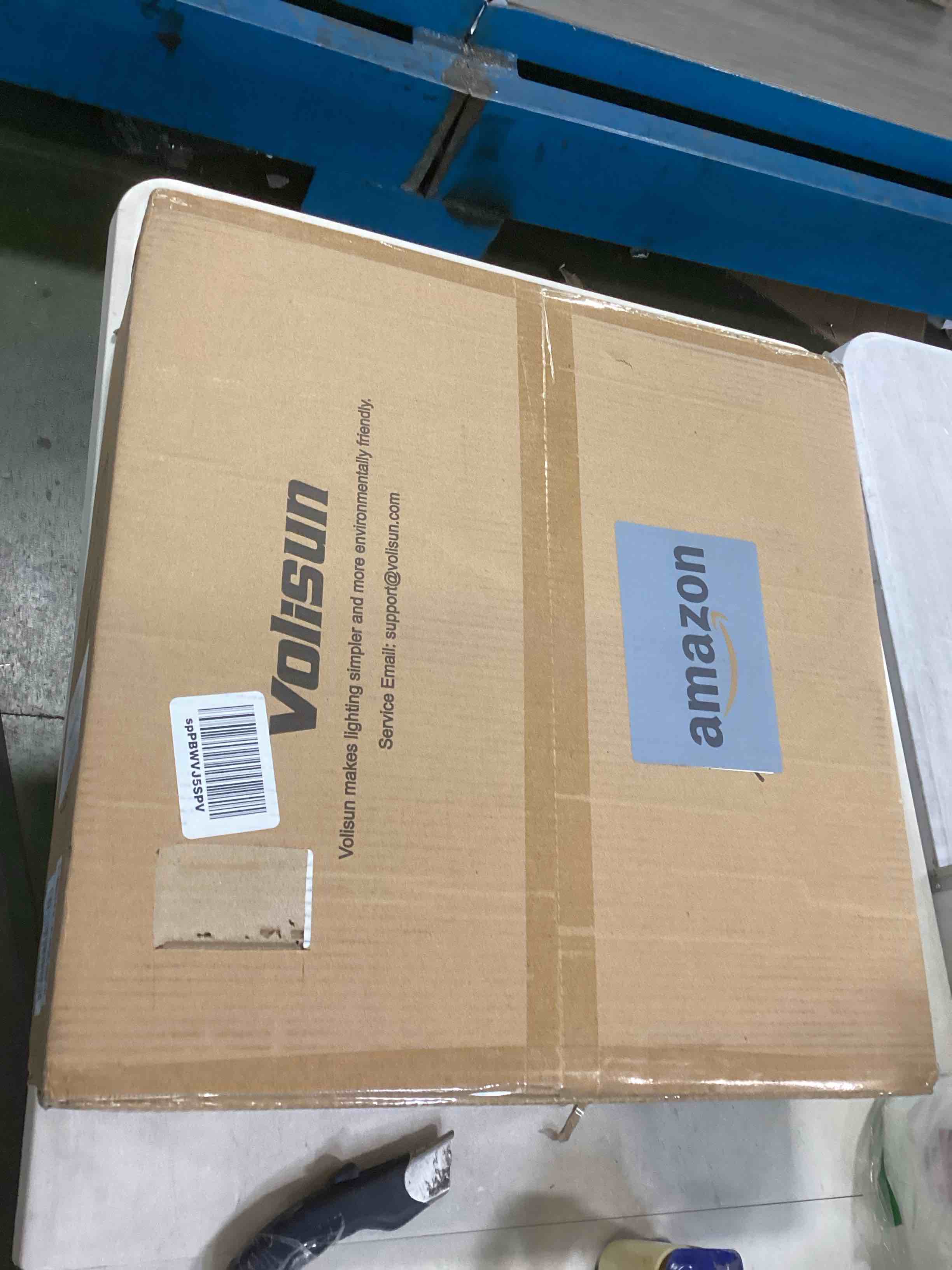 https://s3.amazonaws.com/lotting-images-prod/bidfta/BLU6307919_1713787899202.jpeg