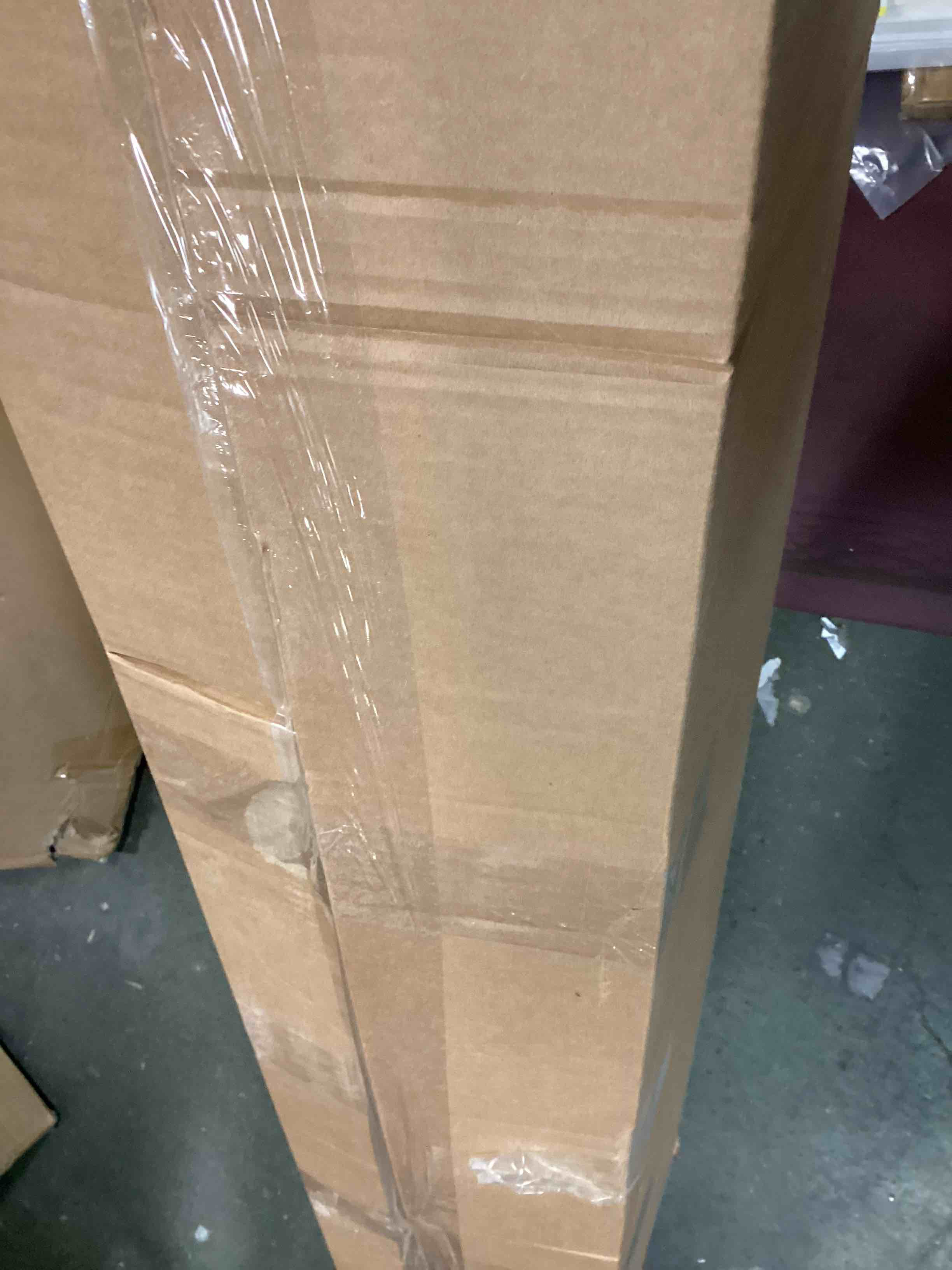 https://s3.amazonaws.com/lotting-images-prod/bidfta/BLU6308260_1712251234801.jpeg