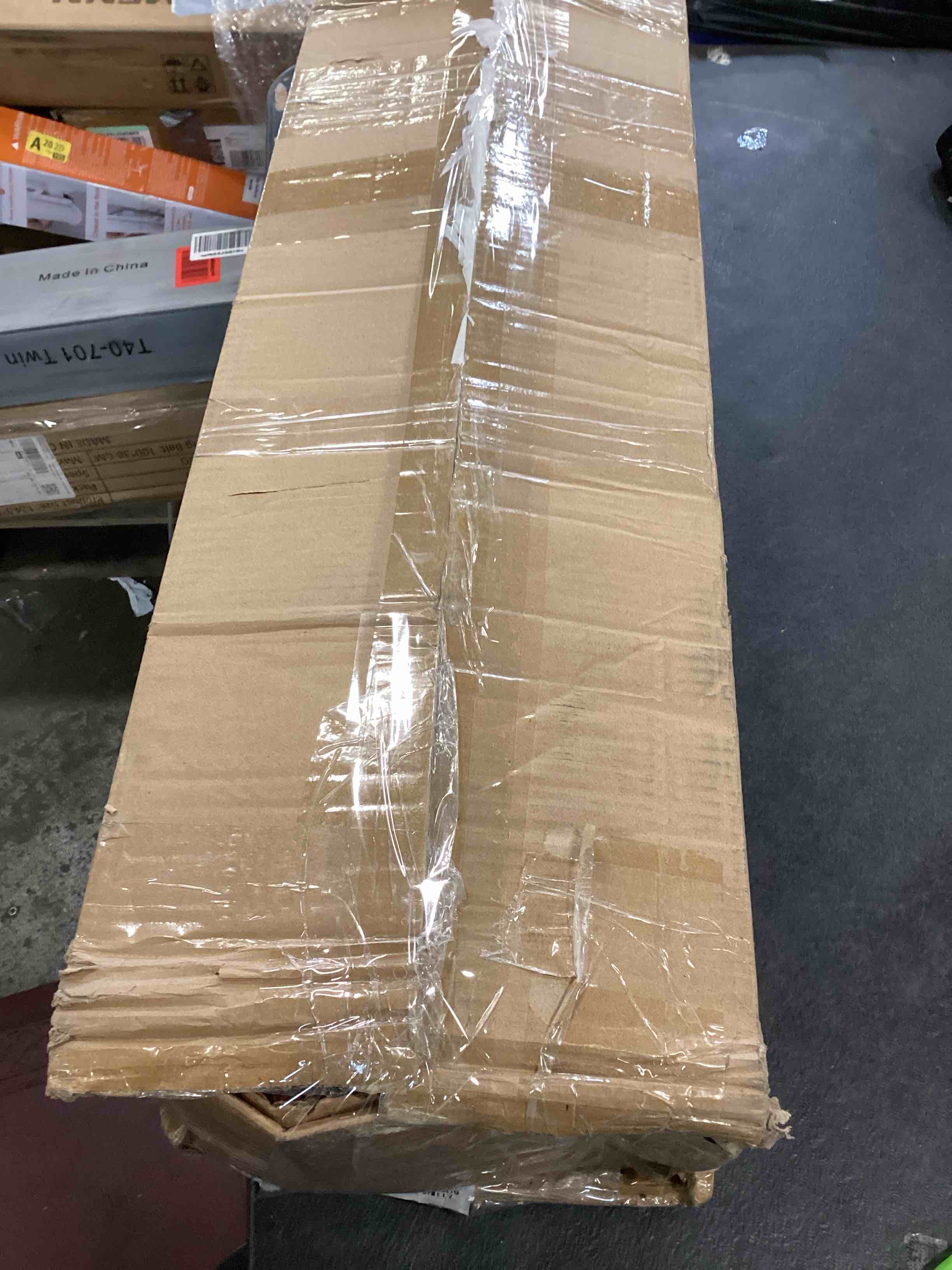https://s3.amazonaws.com/lotting-images-prod/bidfta/BLU6308269_1712252775369.jpeg