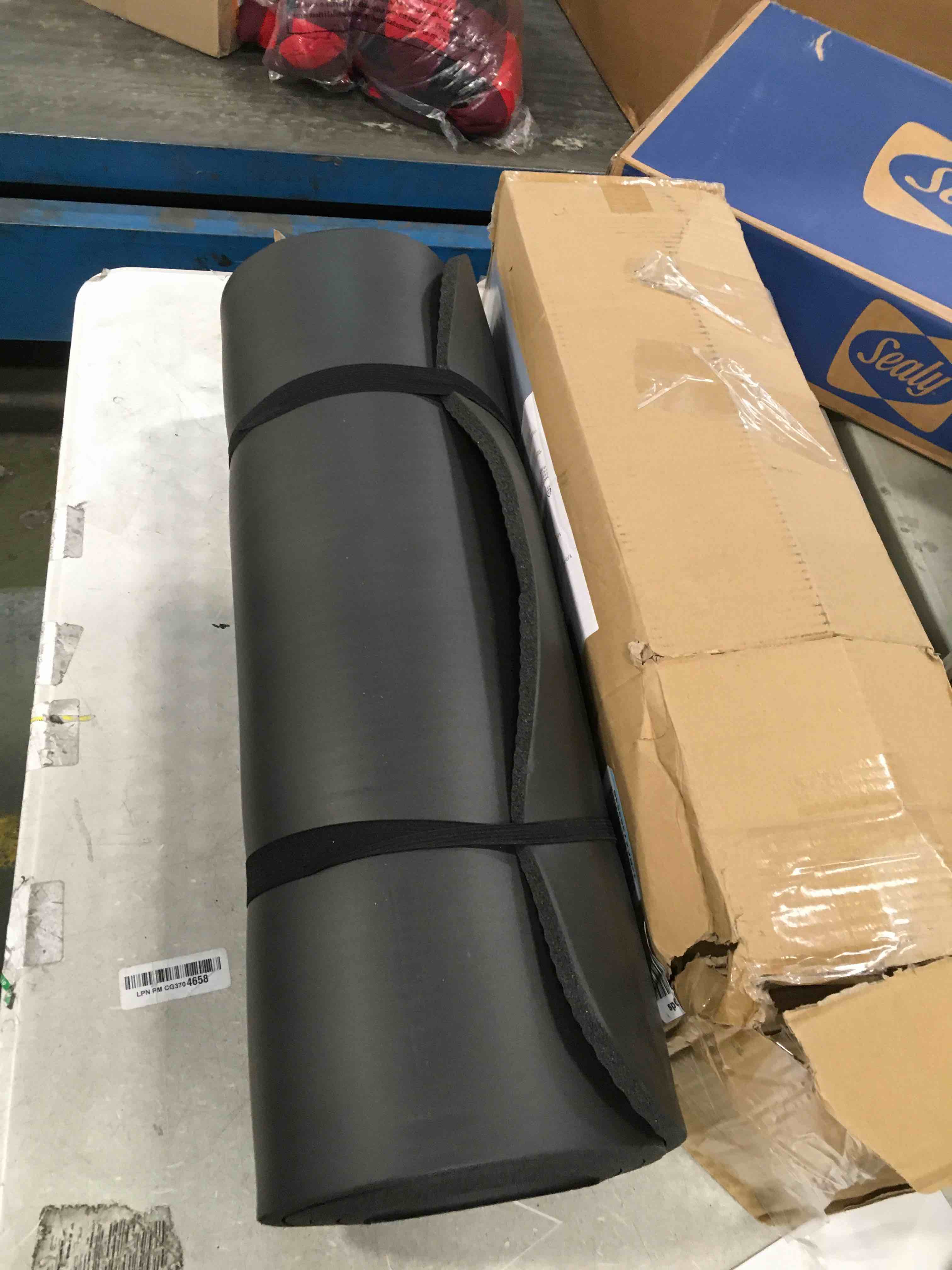 https://s3.amazonaws.com/lotting-images-prod/bidfta/BLU6309084_1712684221200.jpeg