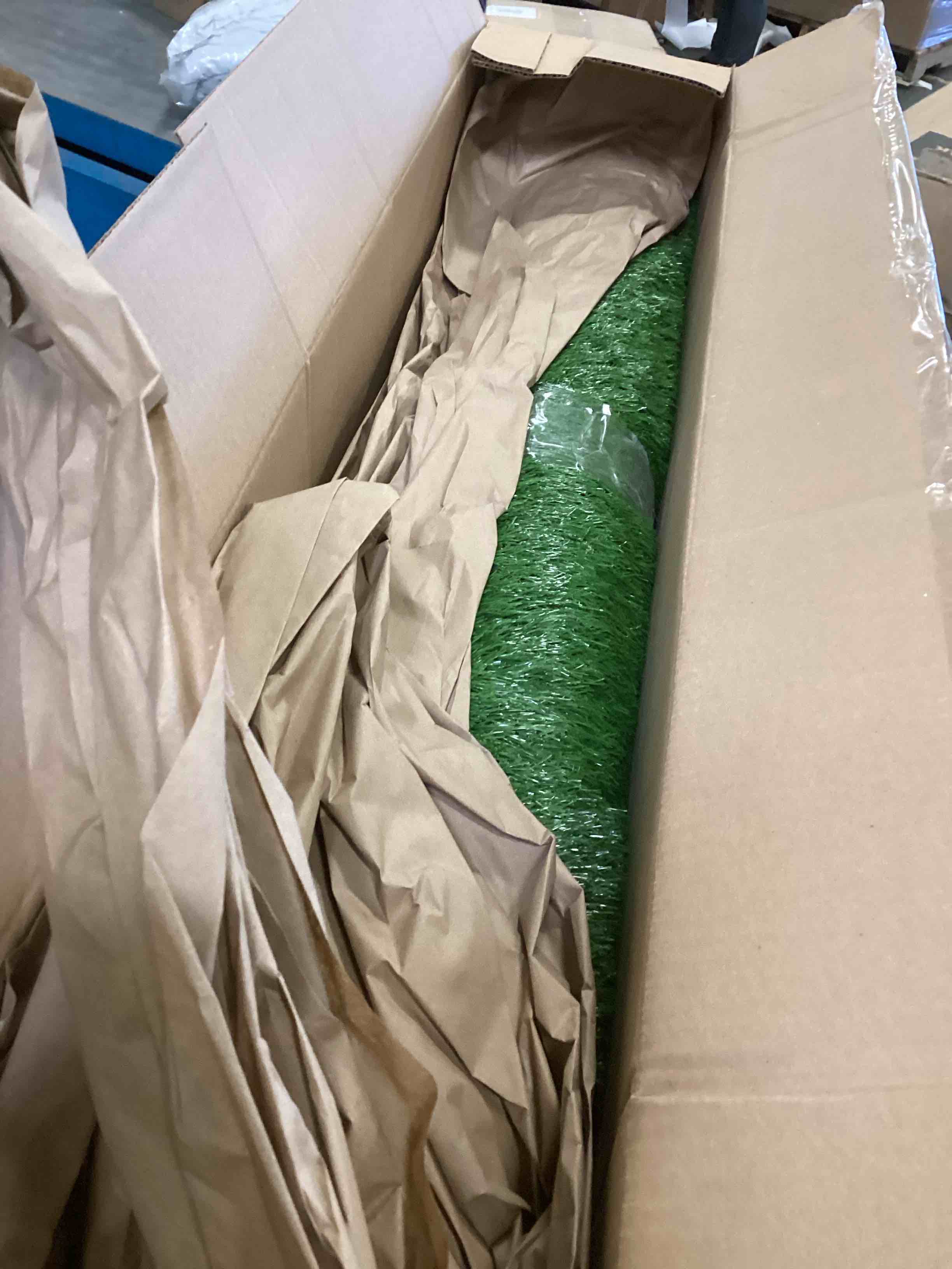 https://s3.amazonaws.com/lotting-images-prod/bidfta/BLU6309763_1712414243768.jpeg